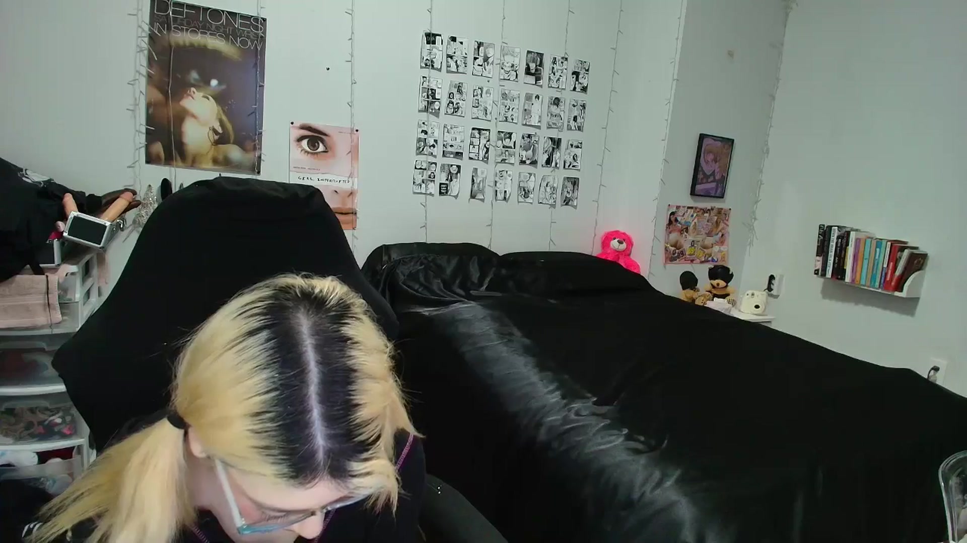 Gallery image thumbnail from AnnaTame's myfreecams stream on, 03/19/2026, 05:17 image 9 of 20
