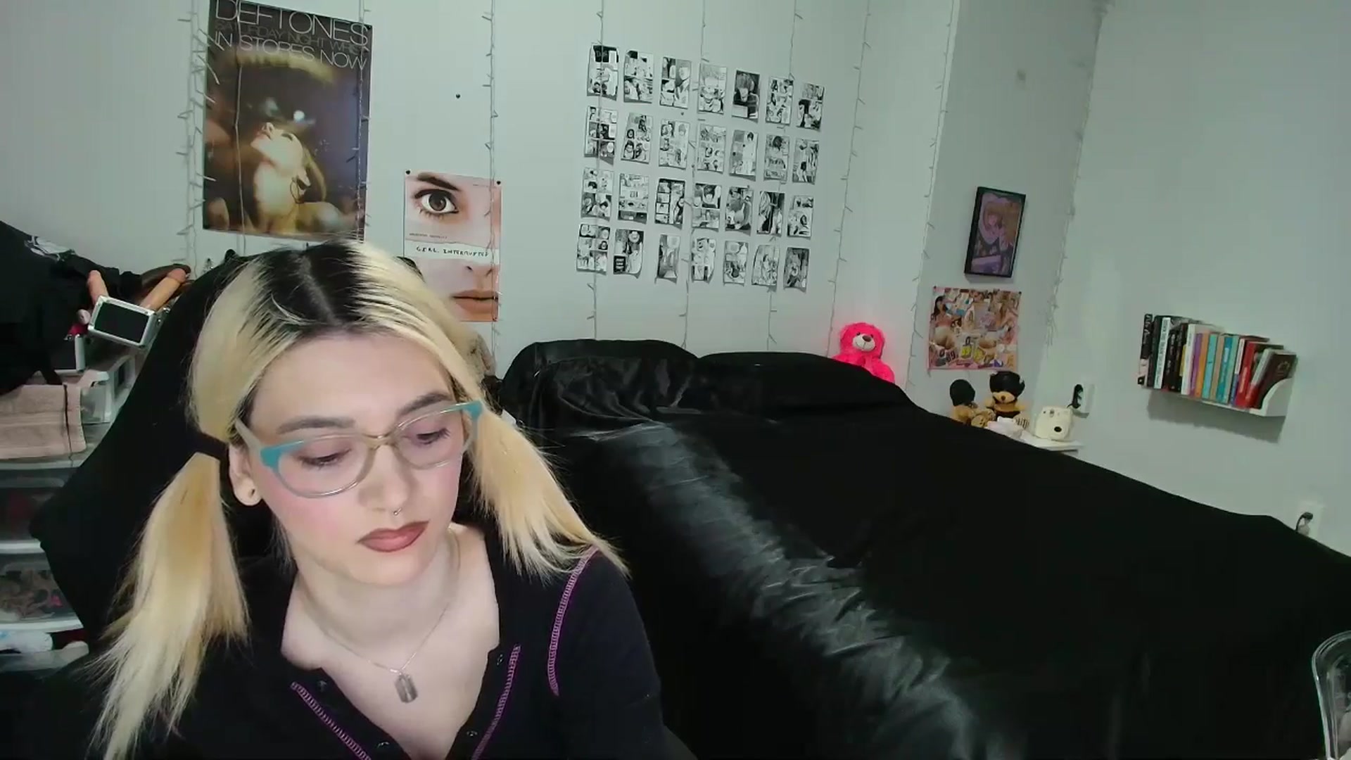 Gallery image thumbnail from AnnaTame's myfreecams stream on, 03/19/2026, 05:17 image 16 of 20