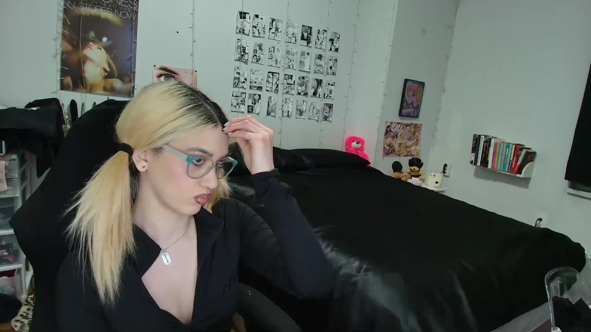 Gallery image thumbnail from AnnaTame's myfreecams stream on, 03/20/2026, 03:23 image 14 of 20