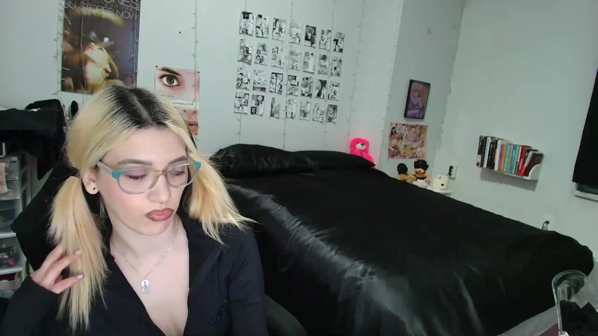 Gallery image thumbnail from AnnaTame's myfreecams stream on, 03/20/2026, 03:23 image 6 of 20