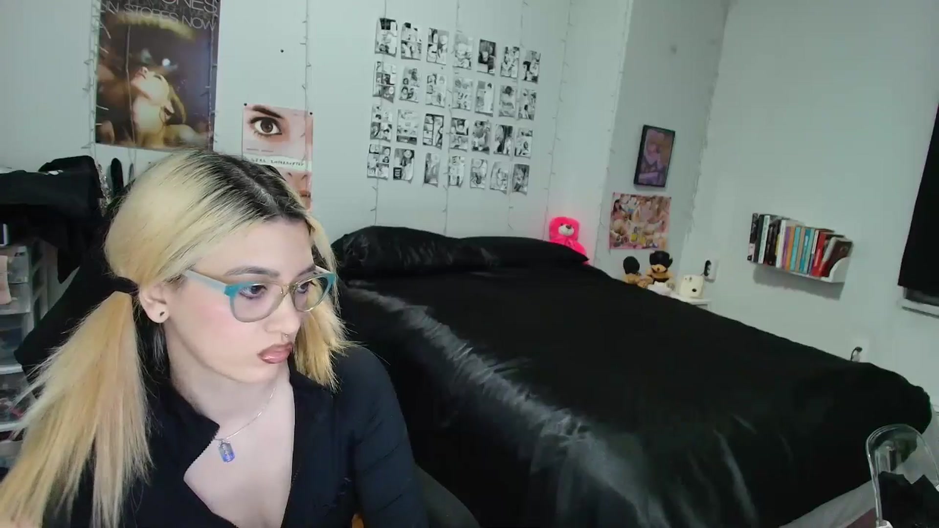 Gallery image thumbnail from AnnaTame's myfreecams stream on, 03/20/2026, 03:23 image 13 of 20