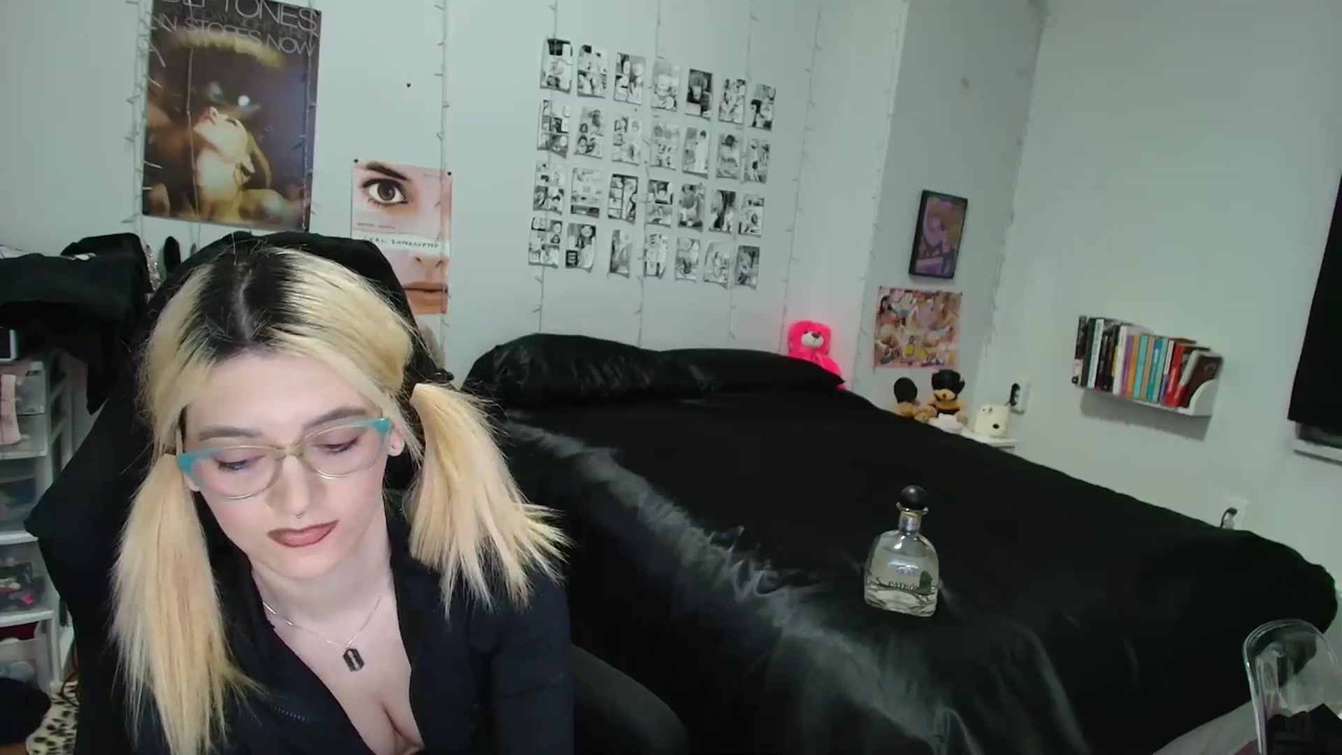 Gallery image thumbnail from AnnaTame's myfreecams stream on, 03/20/2026, 04:36 image 16 of 20