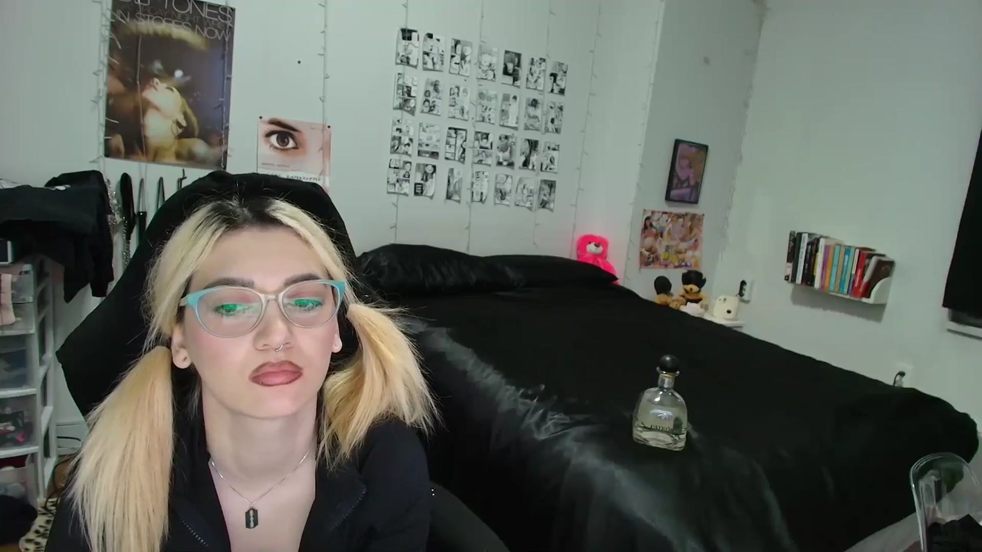 Gallery image thumbnail from AnnaTame's myfreecams stream on, 03/20/2026, 04:36 image 8 of 20