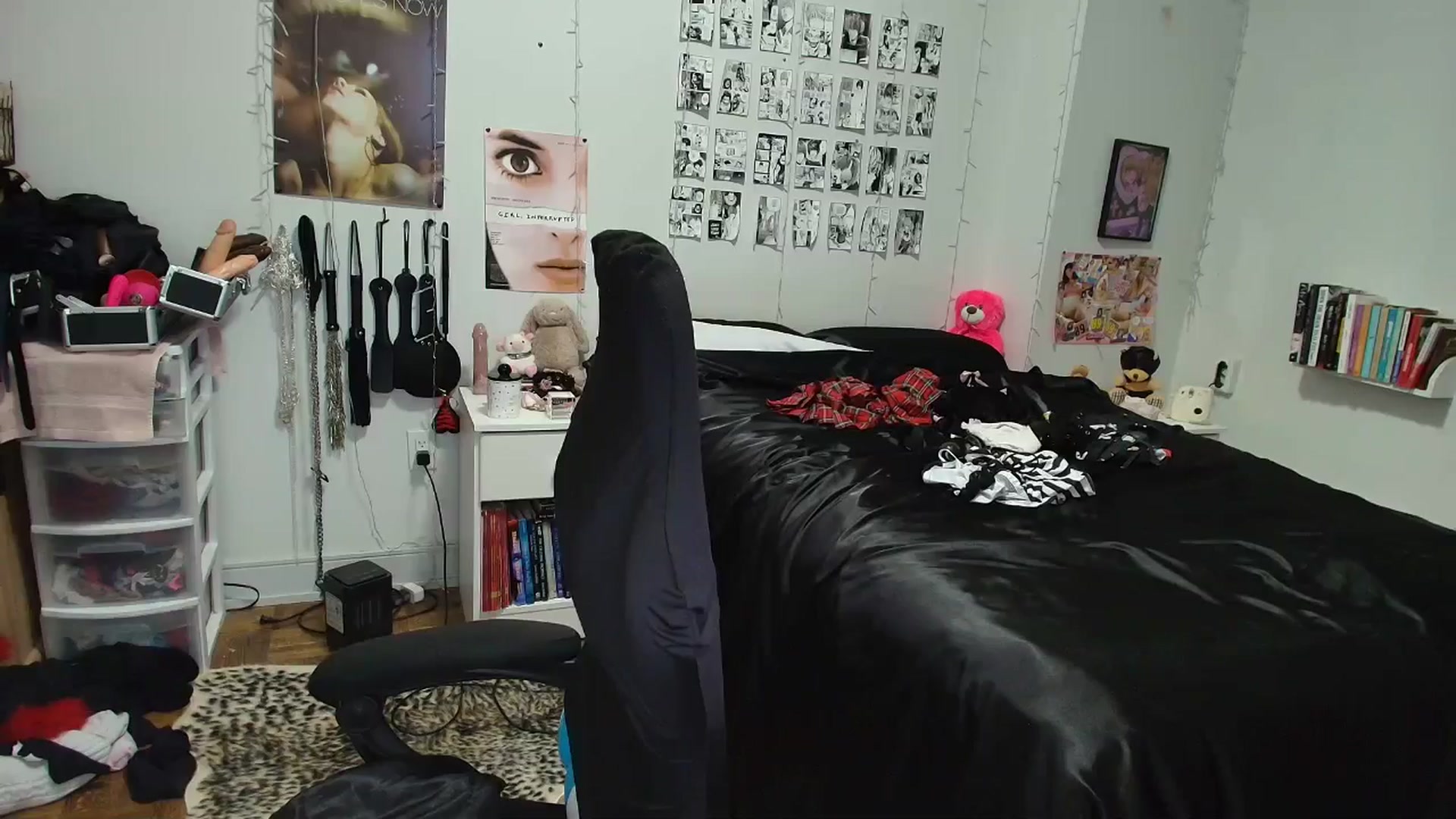 Gallery image thumbnail from AnnaTame's myfreecams stream on, 03/22/2026, 05:20 image 13 of 20