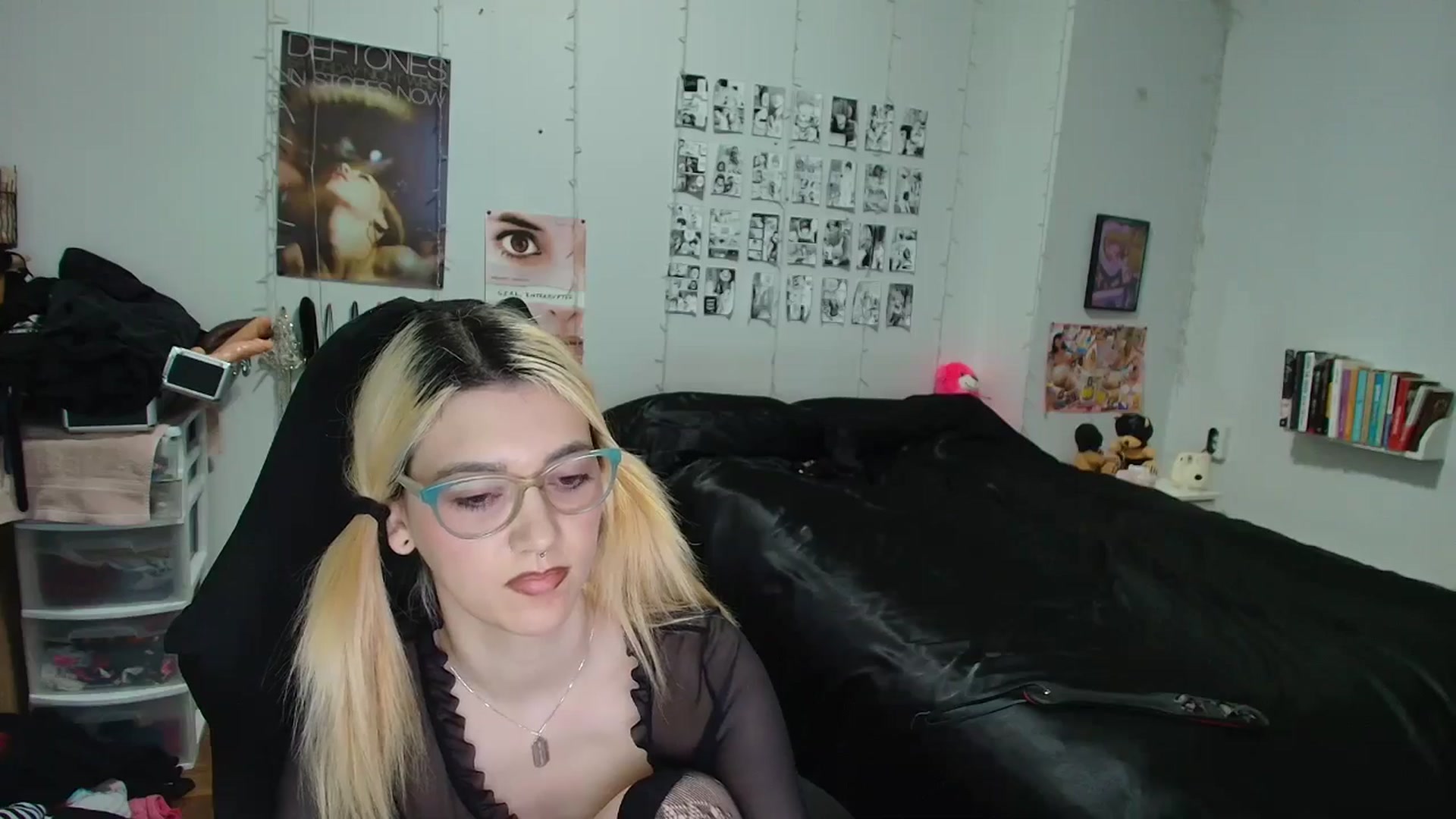 Gallery image thumbnail from AnnaTame's myfreecams stream on, 03/24/2026, 07:05 image 17 of 20