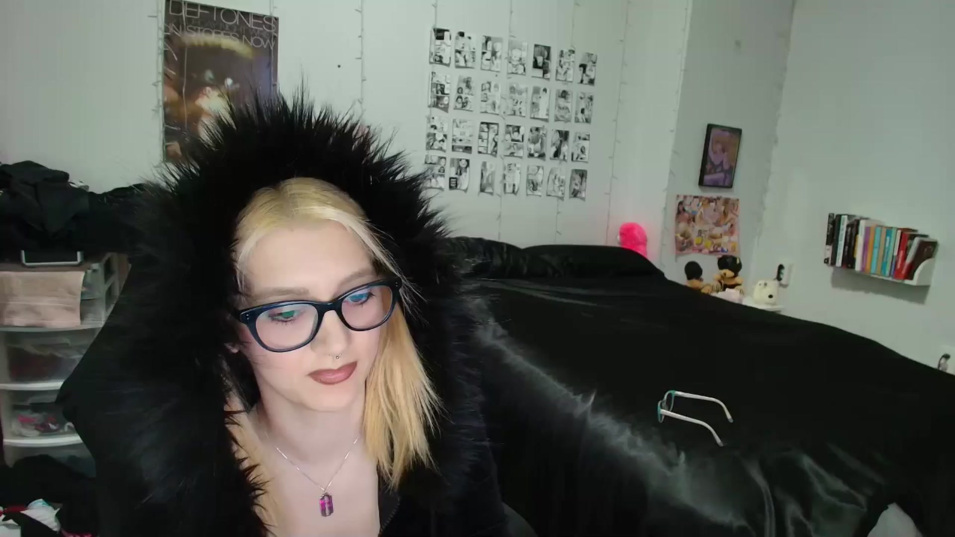 Gallery image thumbnail from AnnaTame's myfreecams stream on, 03/25/2026, 05:24 image 17 of 20