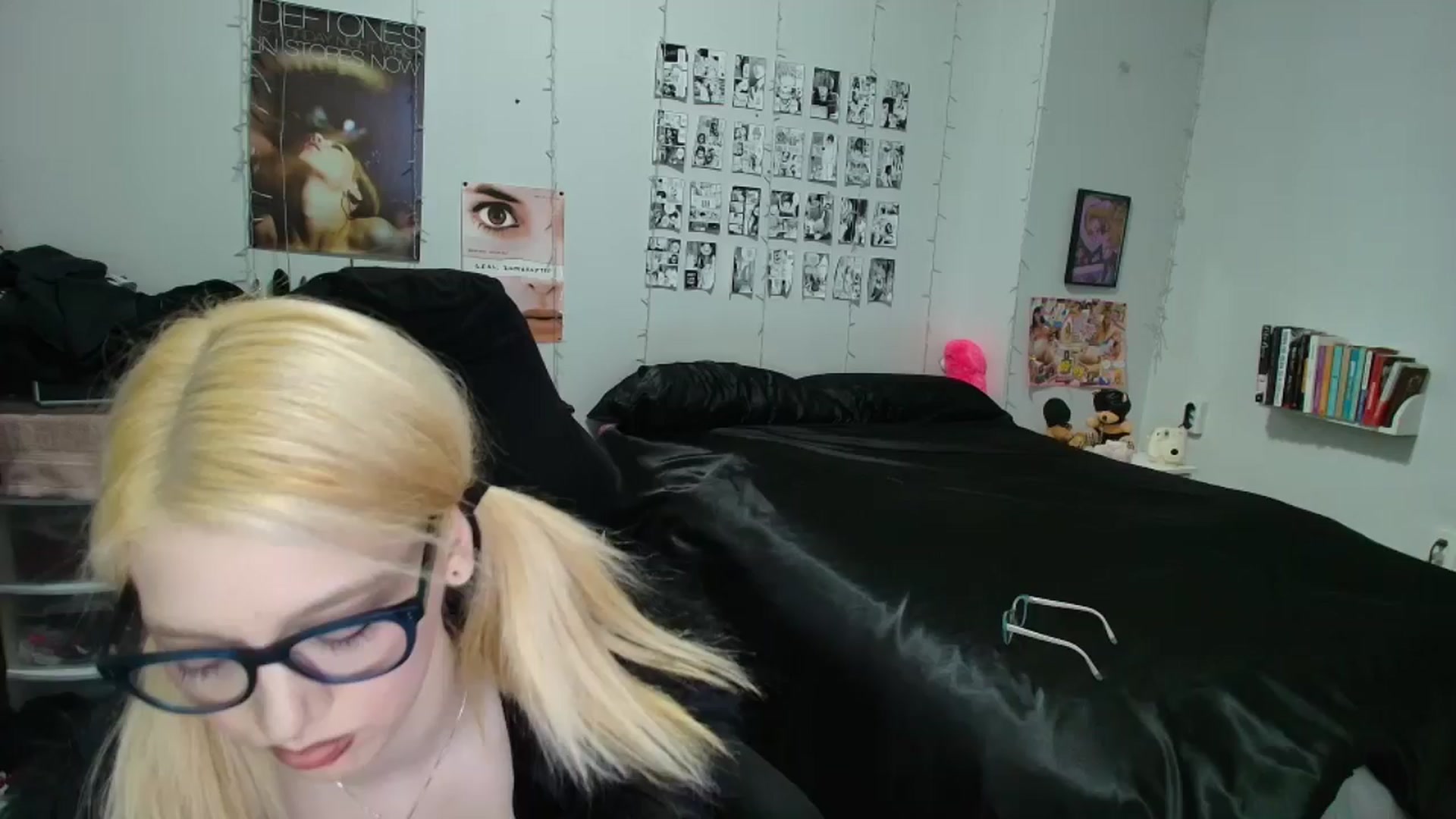 Gallery image thumbnail from AnnaTame's myfreecams stream on, 03/25/2026, 05:24 image 1 of 20