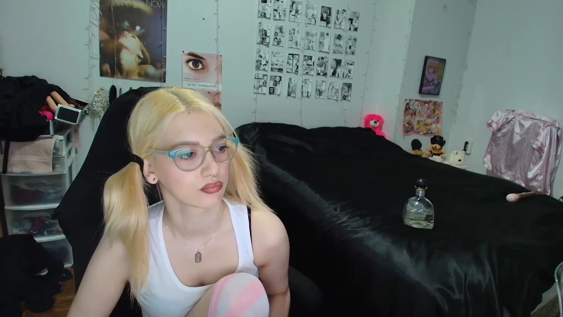 Gallery image thumbnail from AnnaTame's myfreecams stream on, 03/27/2026, 07:54 image 8 of 20