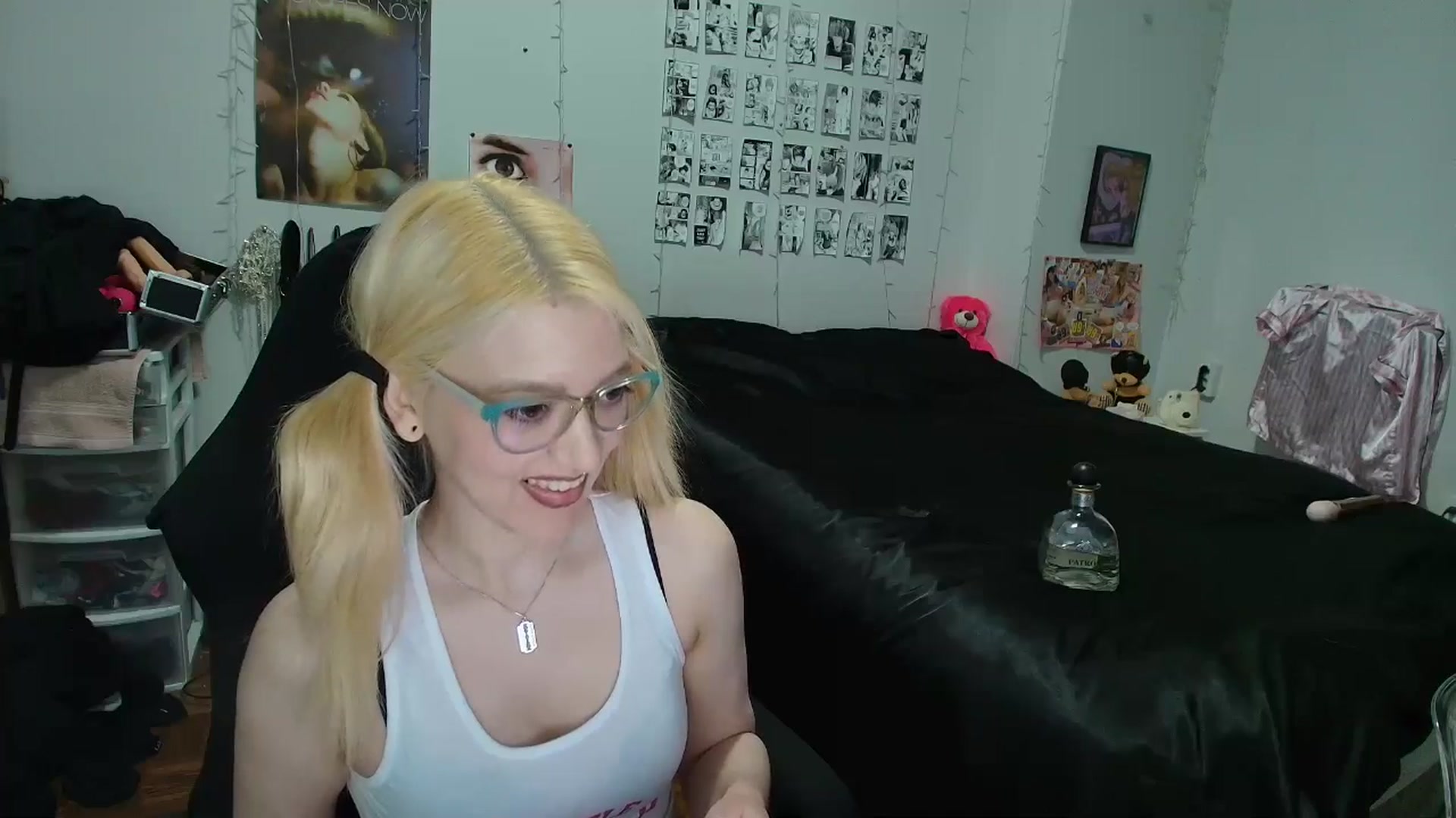 Gallery image thumbnail from AnnaTame's myfreecams stream on, 03/27/2026, 07:54 image 12 of 20