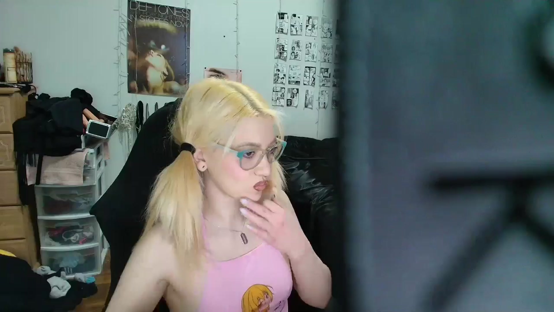 Gallery image thumbnail from AnnaTame's myfreecams stream on, 03/29/2026, 06:15 image 15 of 20