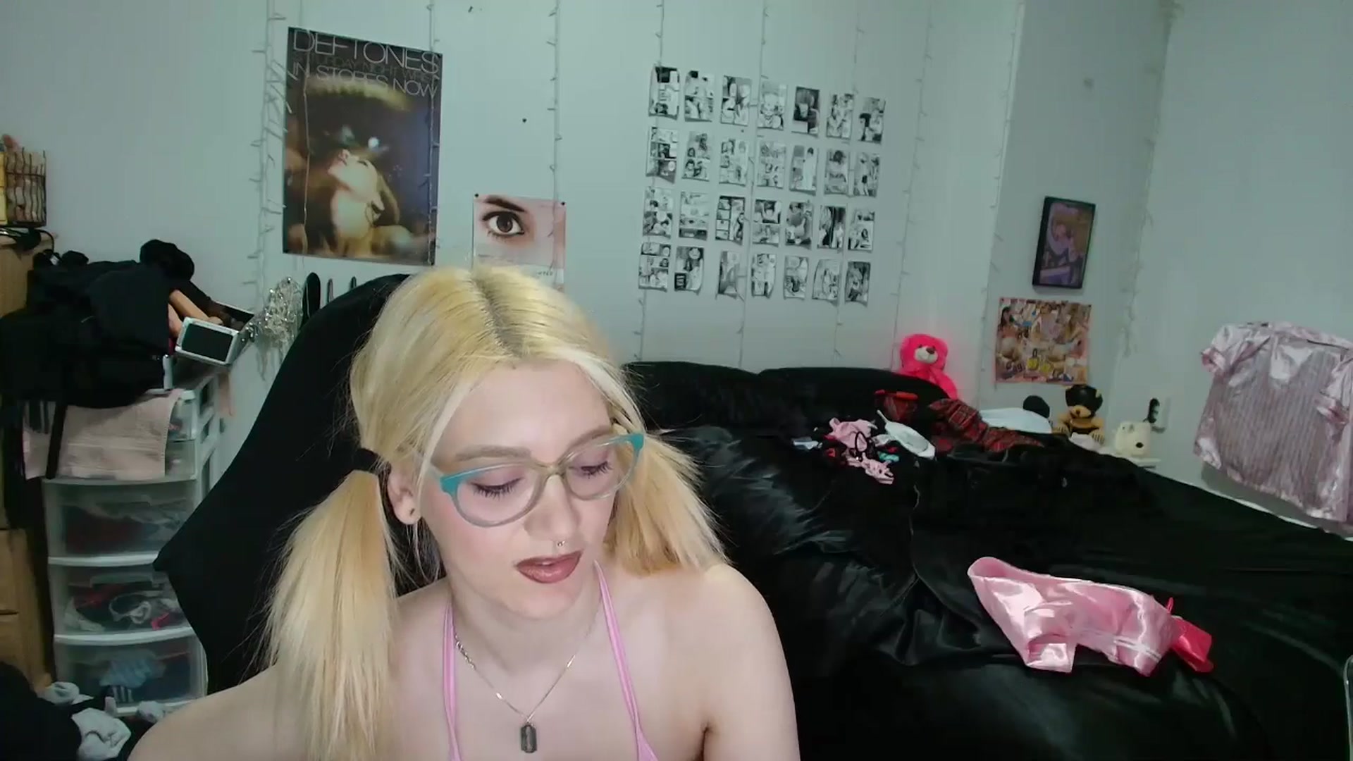 Gallery image thumbnail from AnnaTame's myfreecams stream on, 03/29/2026, 06:51 image 18 of 20