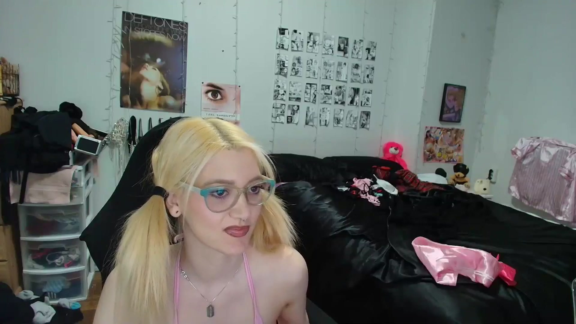 Gallery image thumbnail from AnnaTame's myfreecams stream on, 03/29/2026, 06:51 image 14 of 20