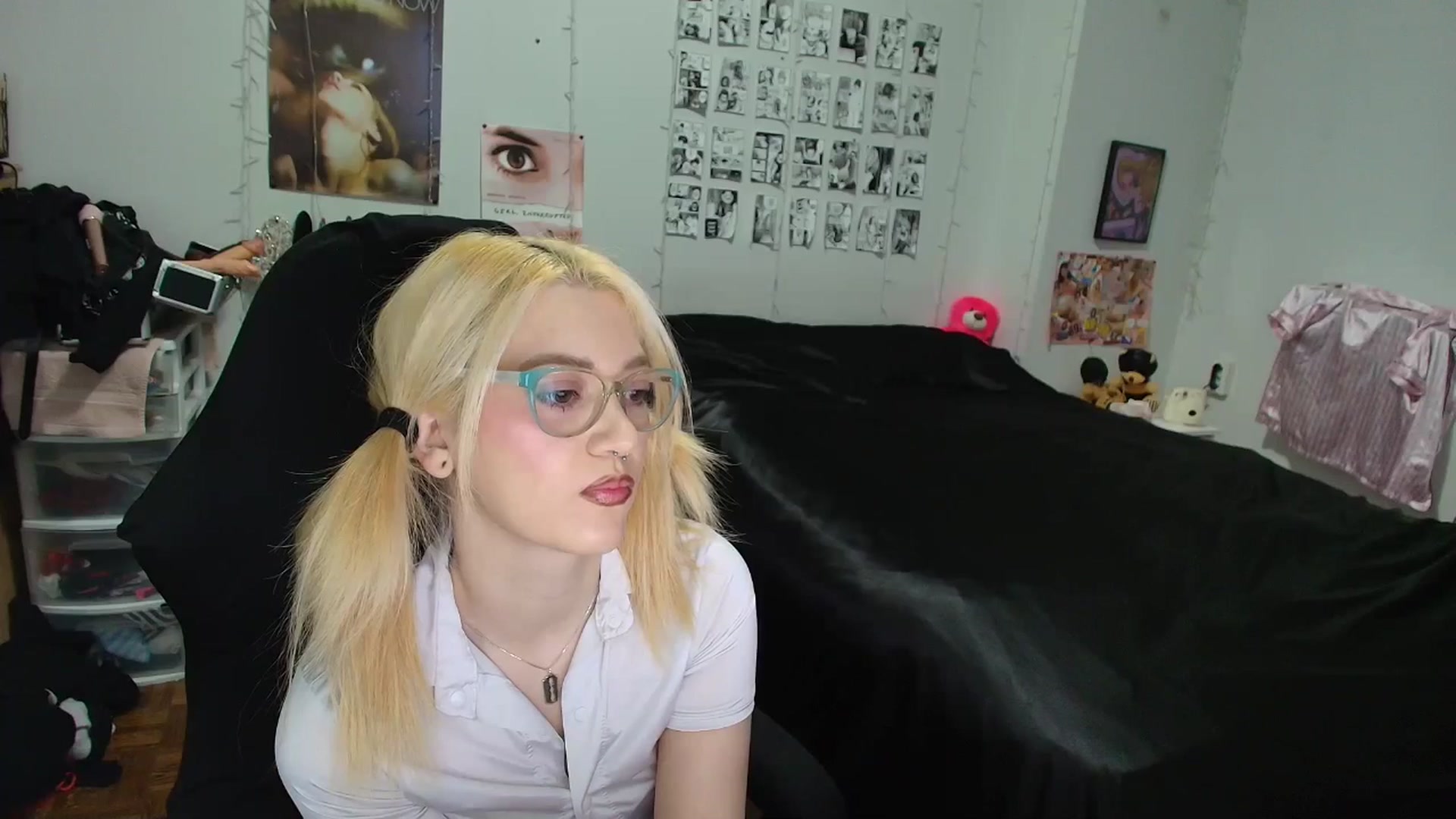 Gallery image thumbnail from AnnaTame's myfreecams stream on, 04/02/2026, 04:42 image 2 of 20