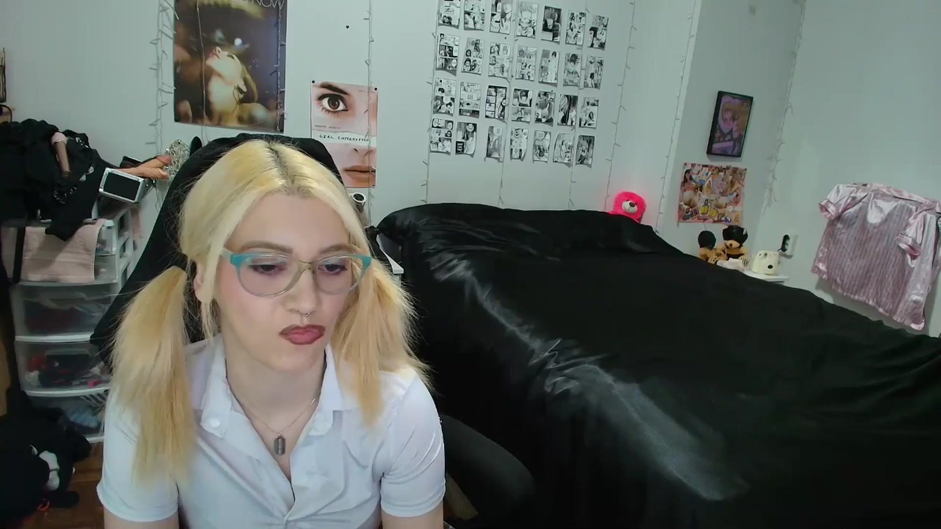 Gallery image thumbnail from AnnaTame's myfreecams stream on, 04/02/2026, 04:42 image 6 of 20