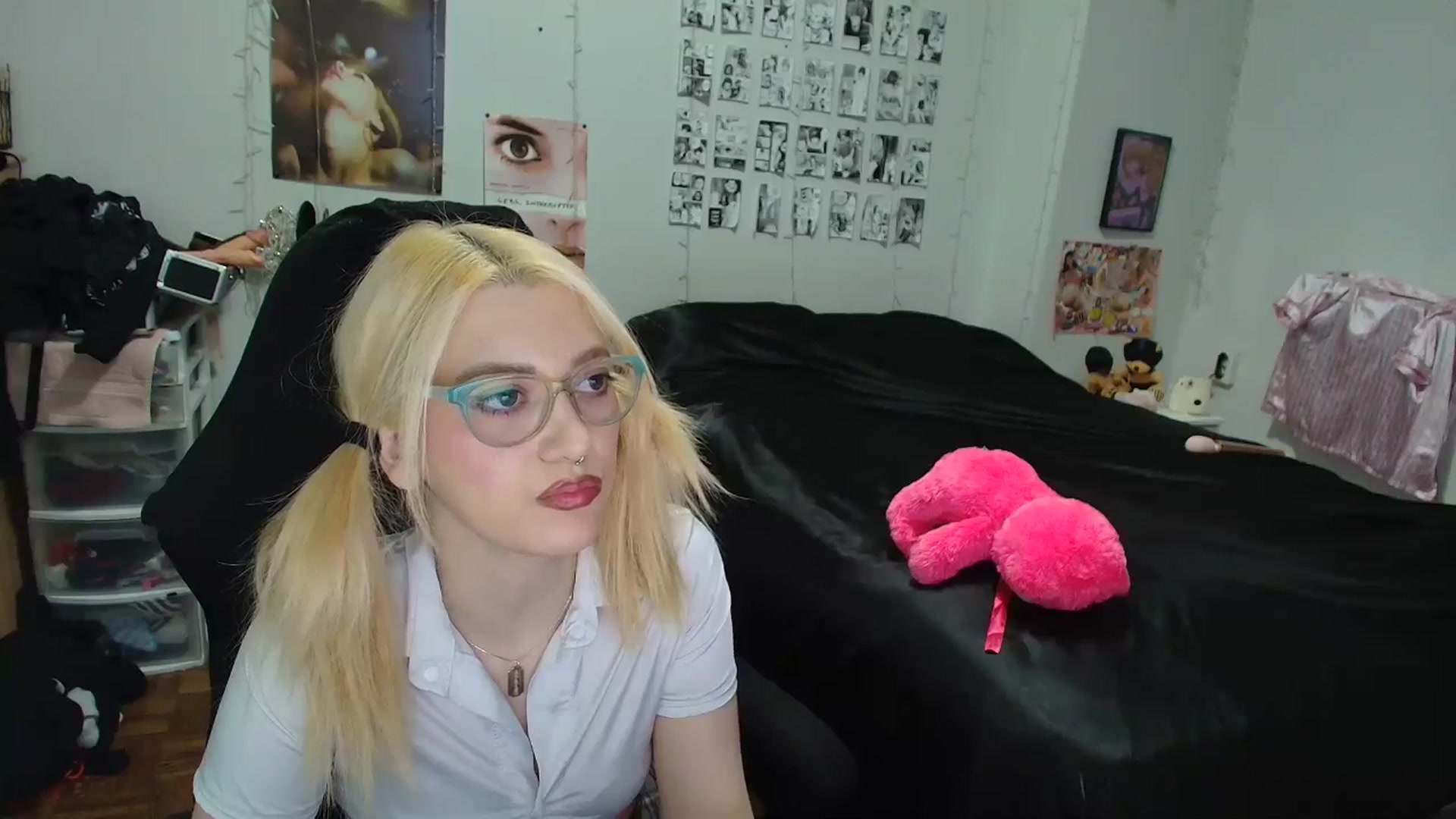 Gallery image thumbnail from AnnaTame's myfreecams stream on, 04/02/2026, 04:42 image 20 of 20