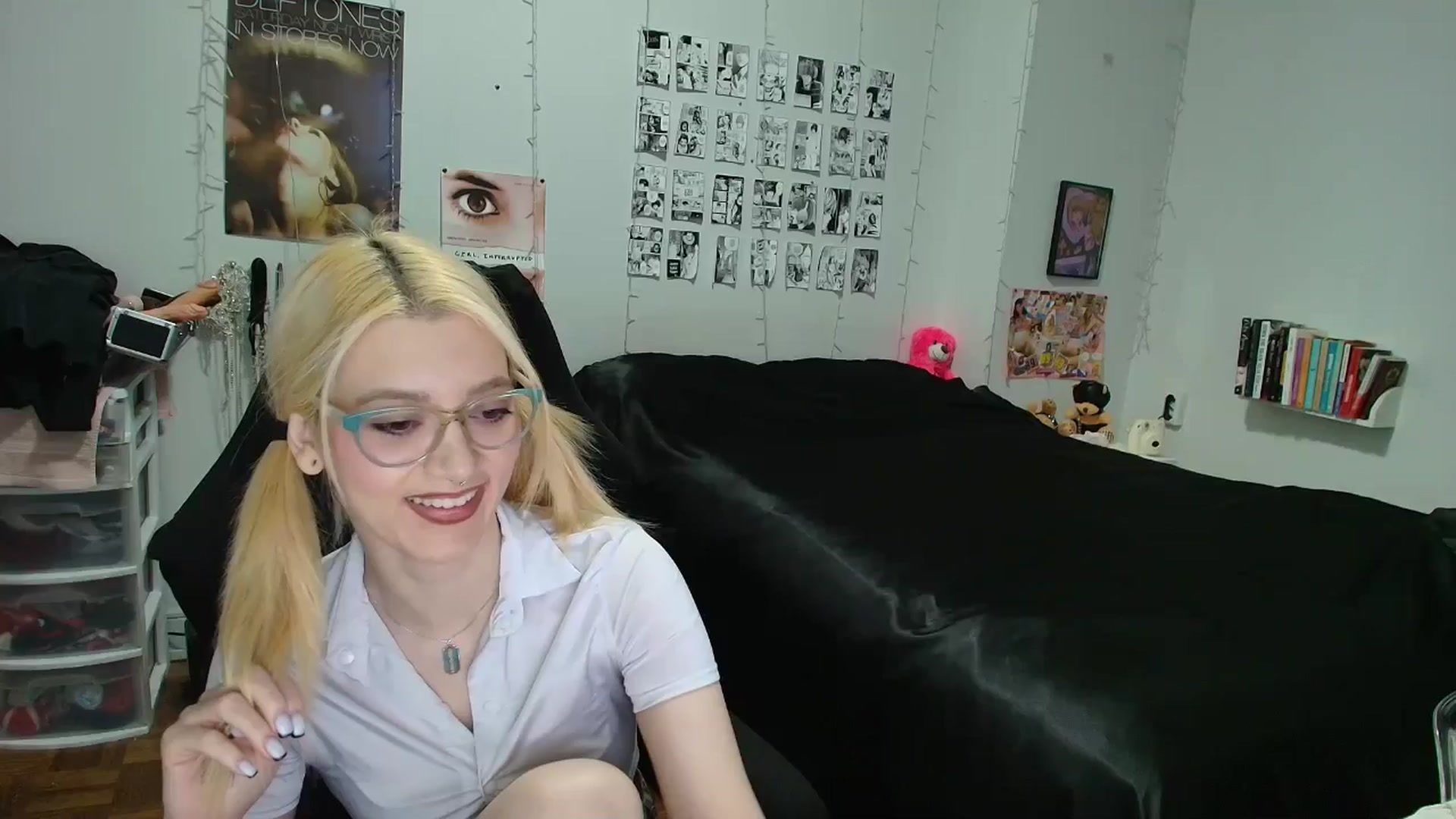 Gallery image thumbnail from AnnaTame's myfreecams stream on, 04/08/2026, 04:19 image 1 of 20