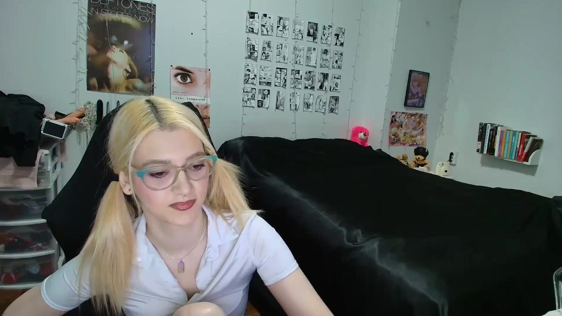 Gallery image thumbnail from AnnaTame's myfreecams stream on, 04/08/2026, 04:19 image 9 of 20