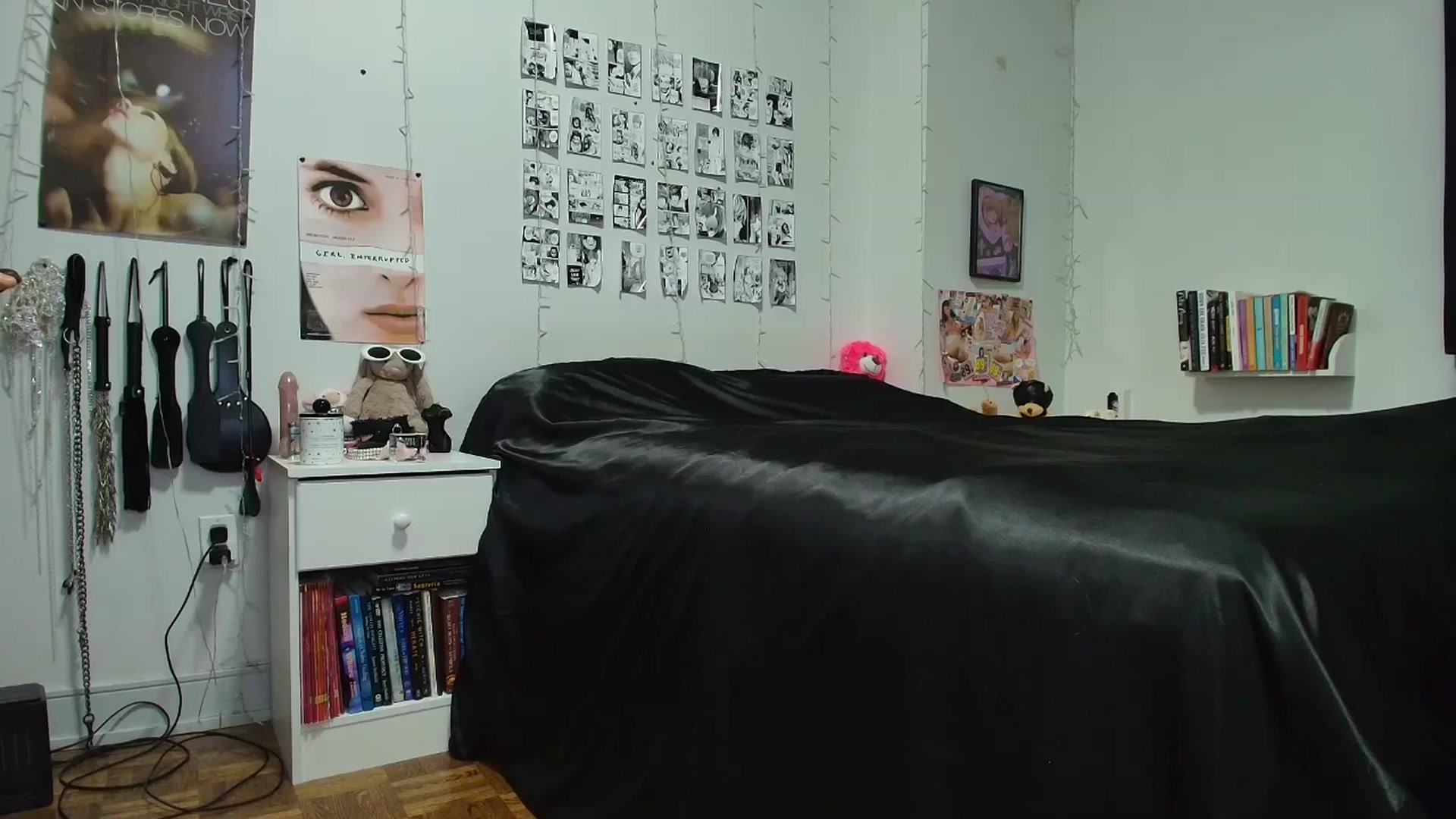 Gallery image thumbnail from AnnaTame's myfreecams stream on, 04/08/2026, 05:41 image 14 of 20