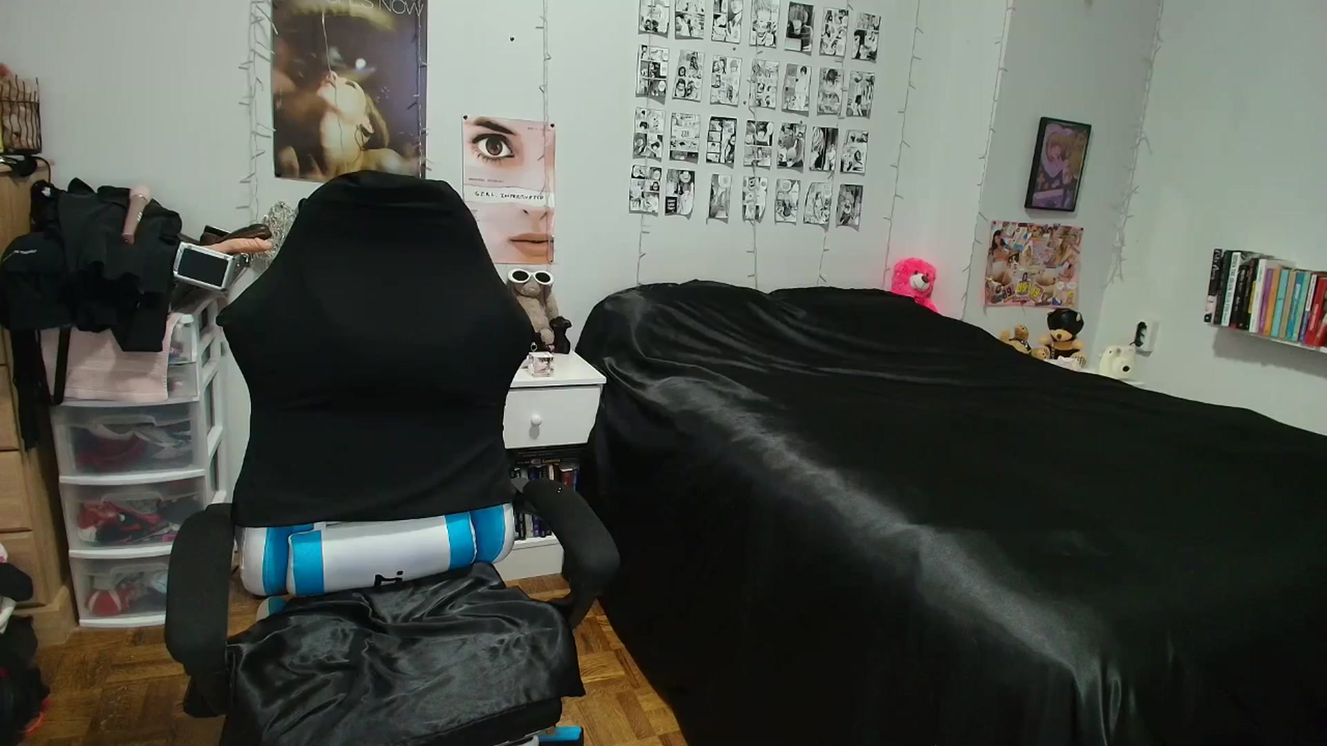 Gallery image thumbnail from AnnaTame's myfreecams stream on, 04/08/2026, 05:41 image 11 of 20