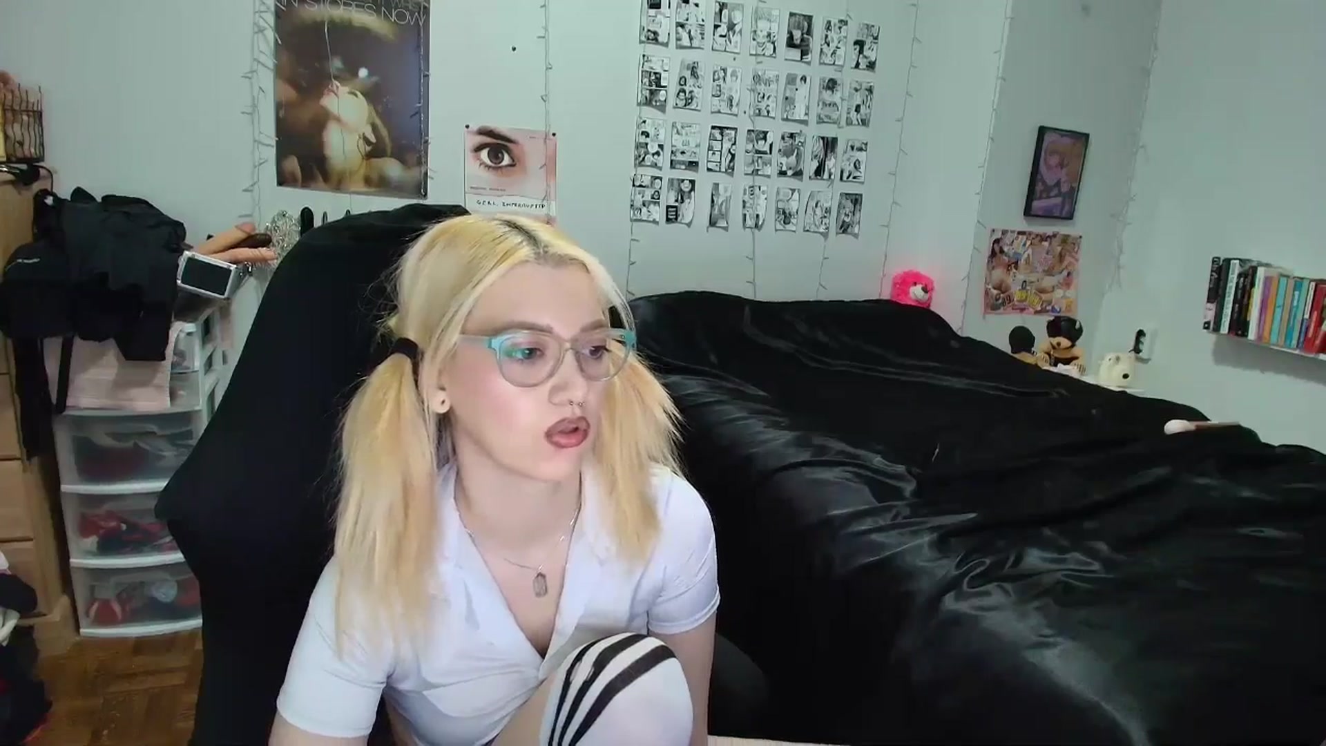 Gallery image thumbnail from AnnaTame's myfreecams stream on, 04/08/2026, 08:07 image 6 of 20