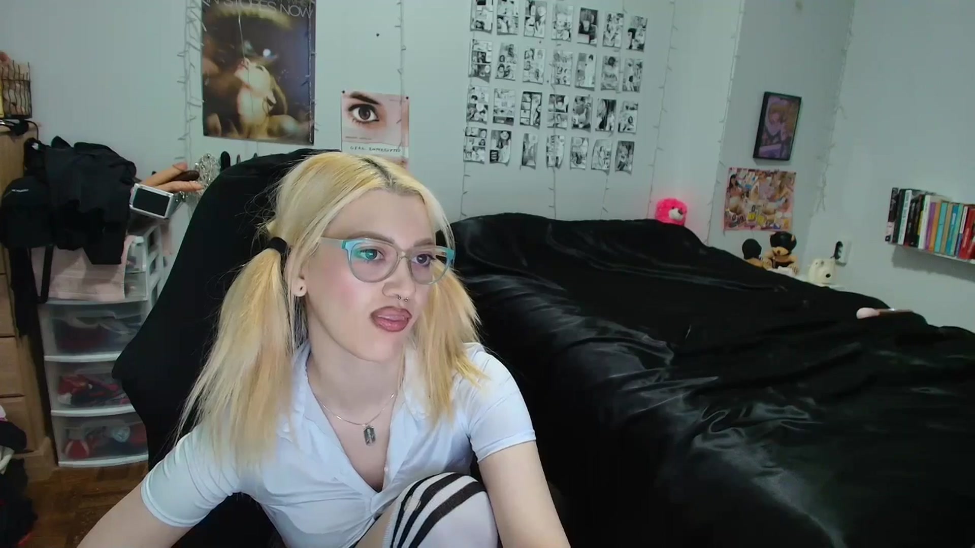 Gallery image thumbnail from AnnaTame's myfreecams stream on, 04/08/2026, 08:07 image 3 of 20