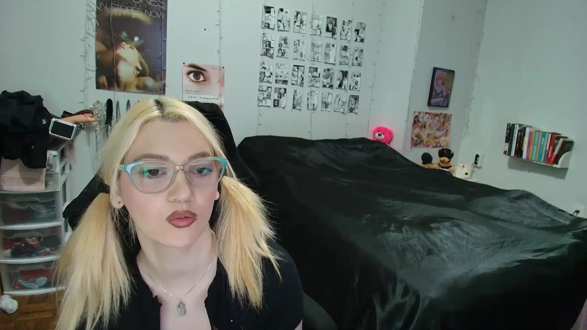 Gallery image thumbnail from AnnaTame's myfreecams stream on, 04/09/2026, 04:28 image 10 of 20