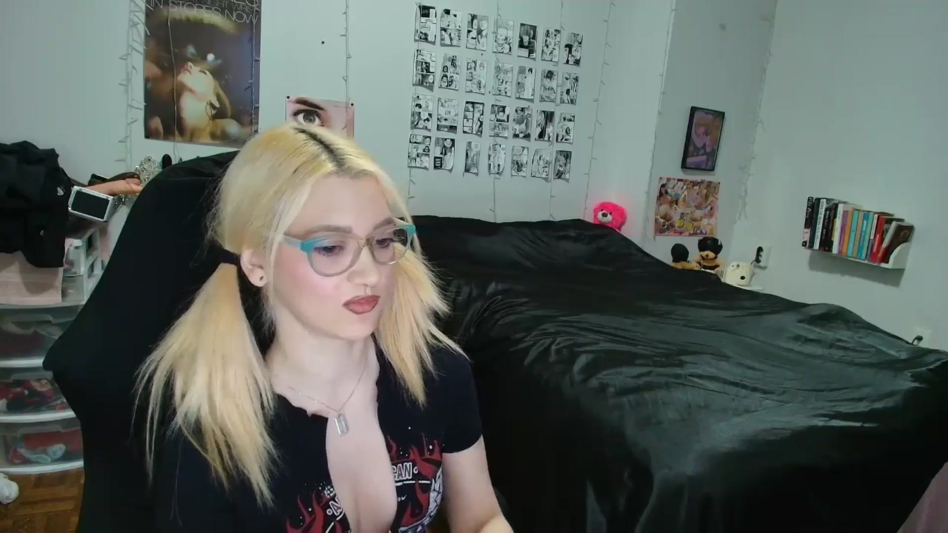 Gallery image thumbnail from AnnaTame's myfreecams stream on, 04/09/2026, 04:28 image 15 of 20