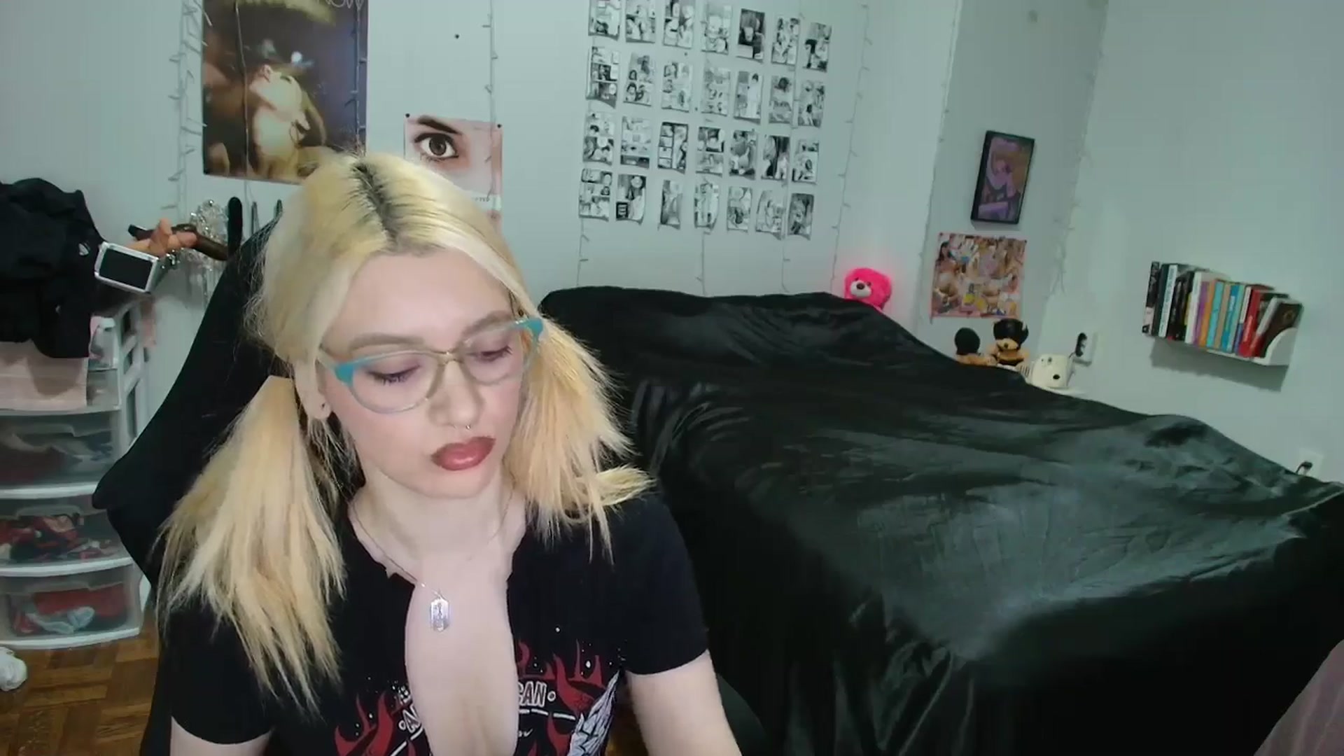 Gallery image thumbnail from AnnaTame's myfreecams stream on, 04/09/2026, 05:12 image 20 of 20