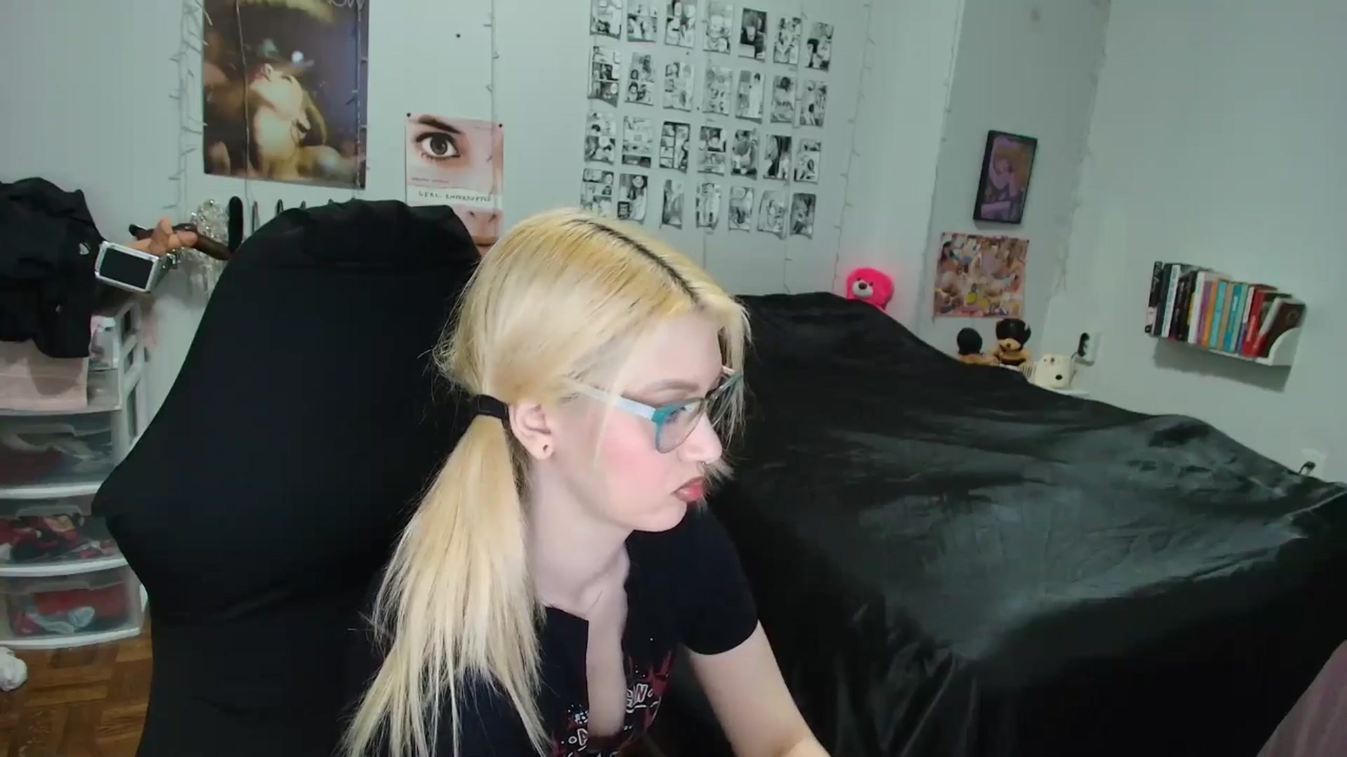 Gallery image thumbnail from AnnaTame's myfreecams stream on, 04/09/2026, 05:12 image 12 of 20