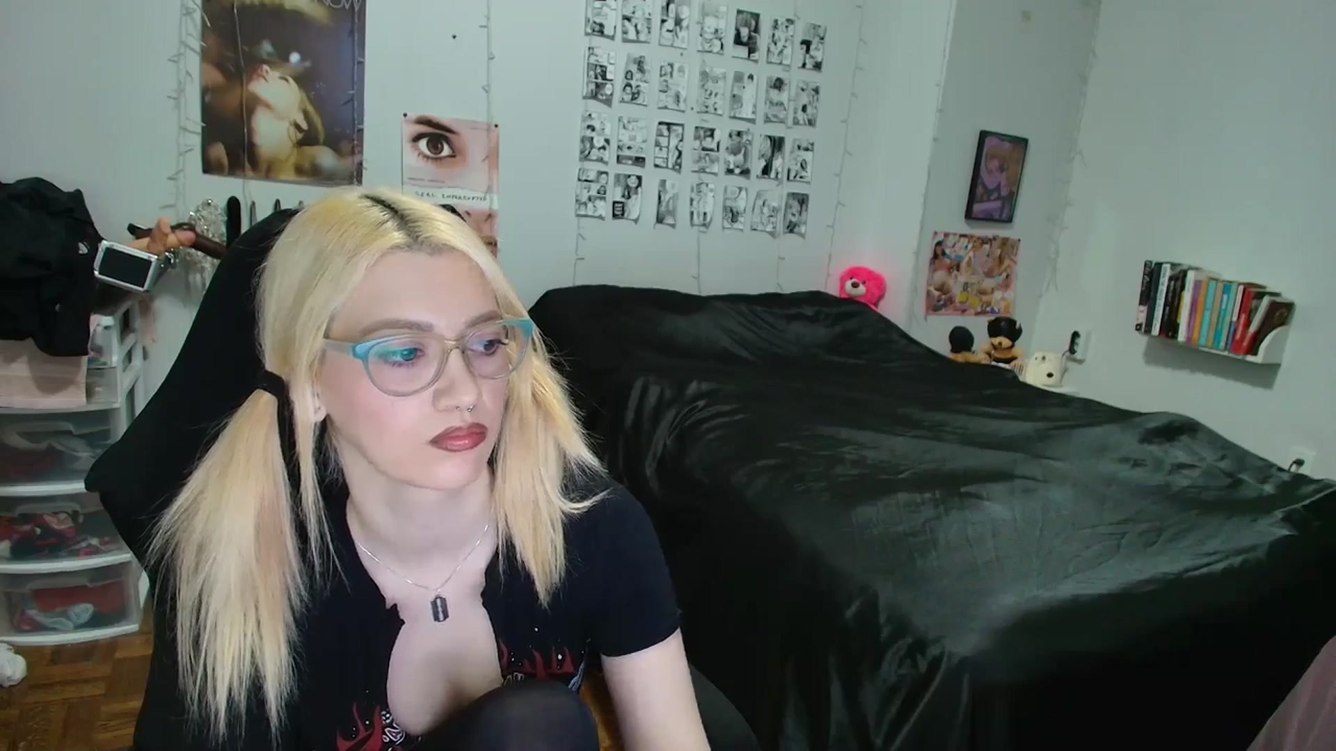 Gallery image thumbnail from AnnaTame's myfreecams stream on, 04/09/2026, 05:43 image 3 of 20