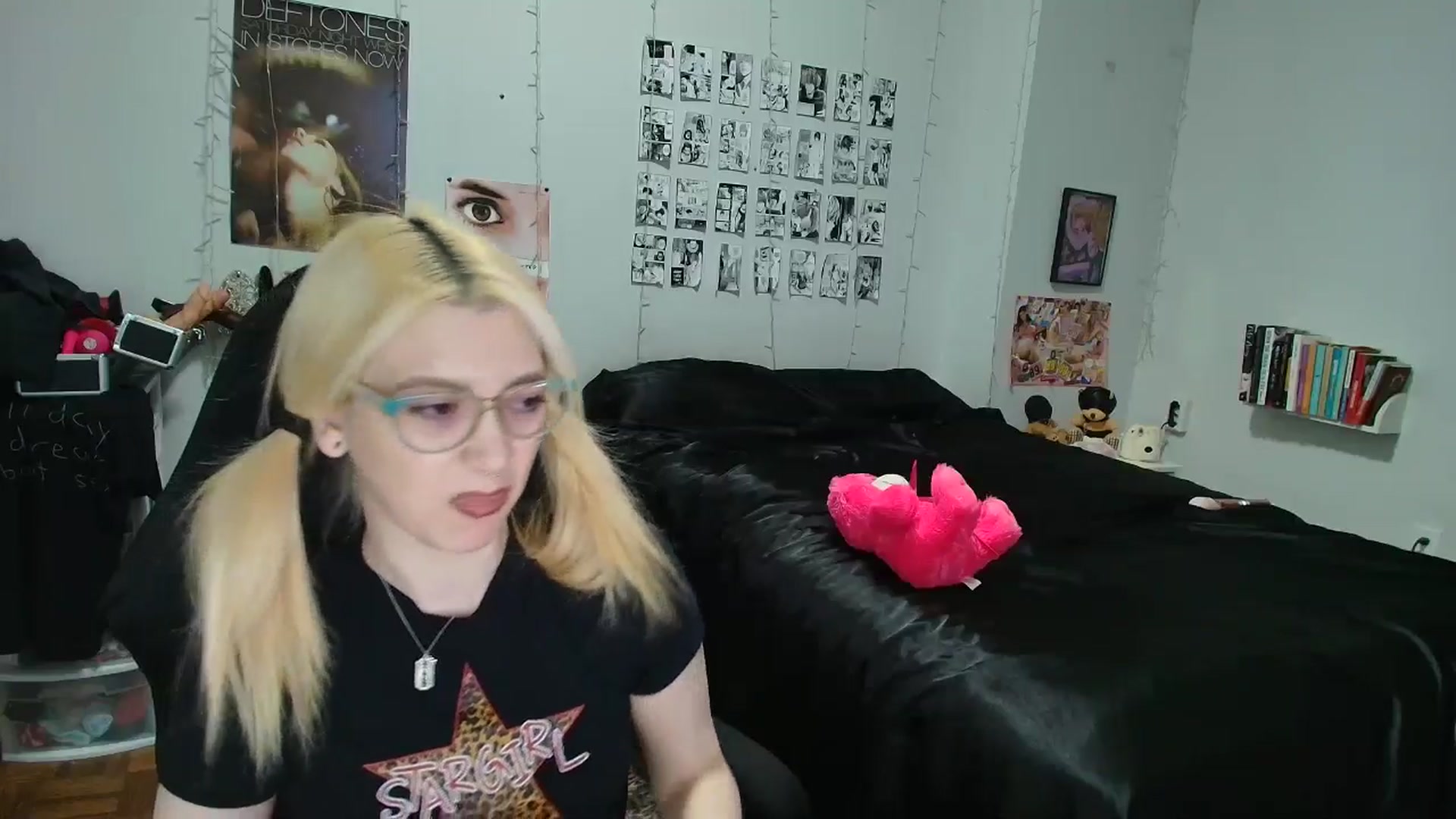 Gallery image thumbnail from AnnaTame's myfreecams stream on, 04/12/2026, 04:47 image 9 of 20