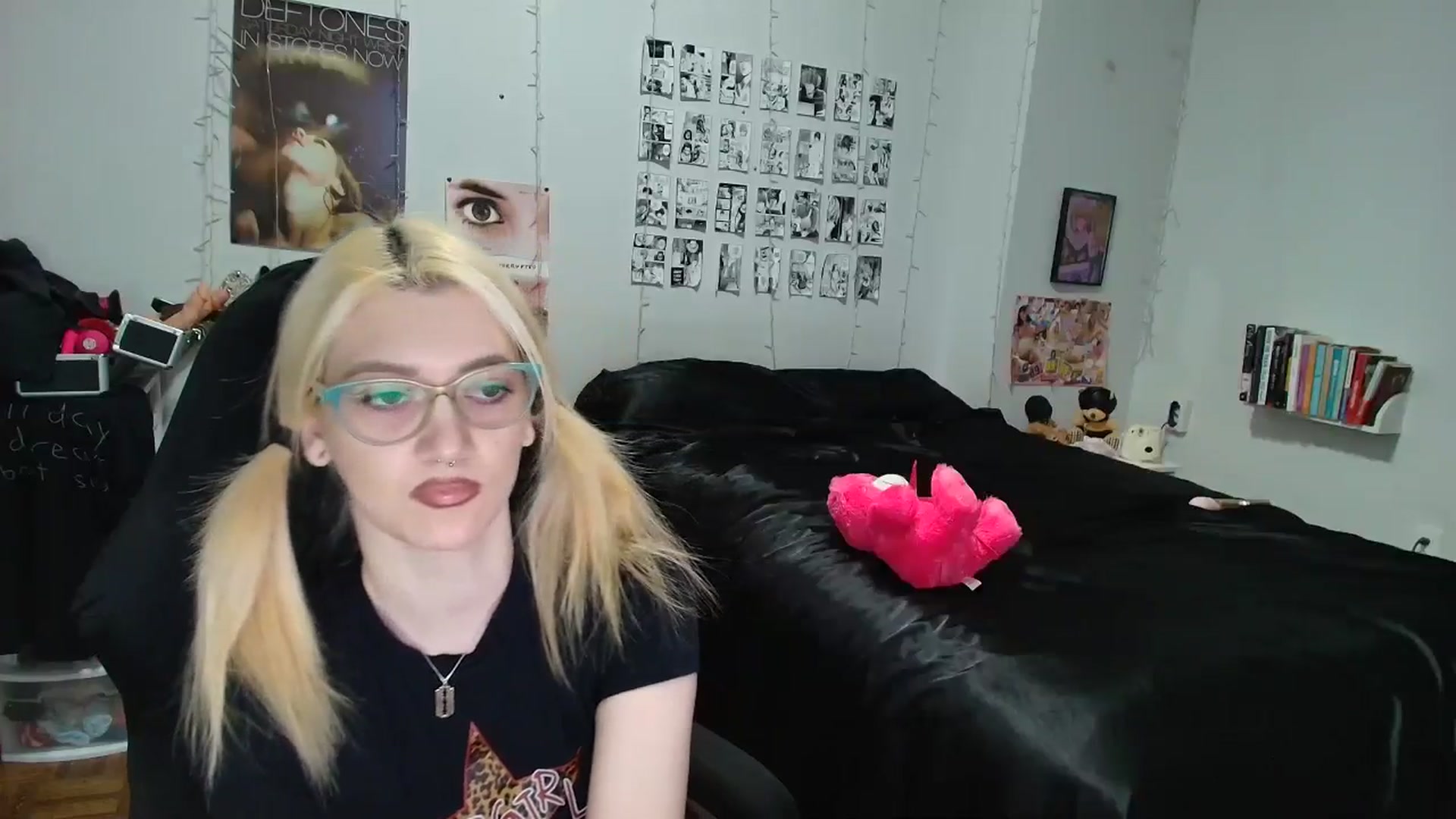 Gallery image thumbnail from AnnaTame's myfreecams stream on, 04/12/2026, 04:47 image 20 of 20