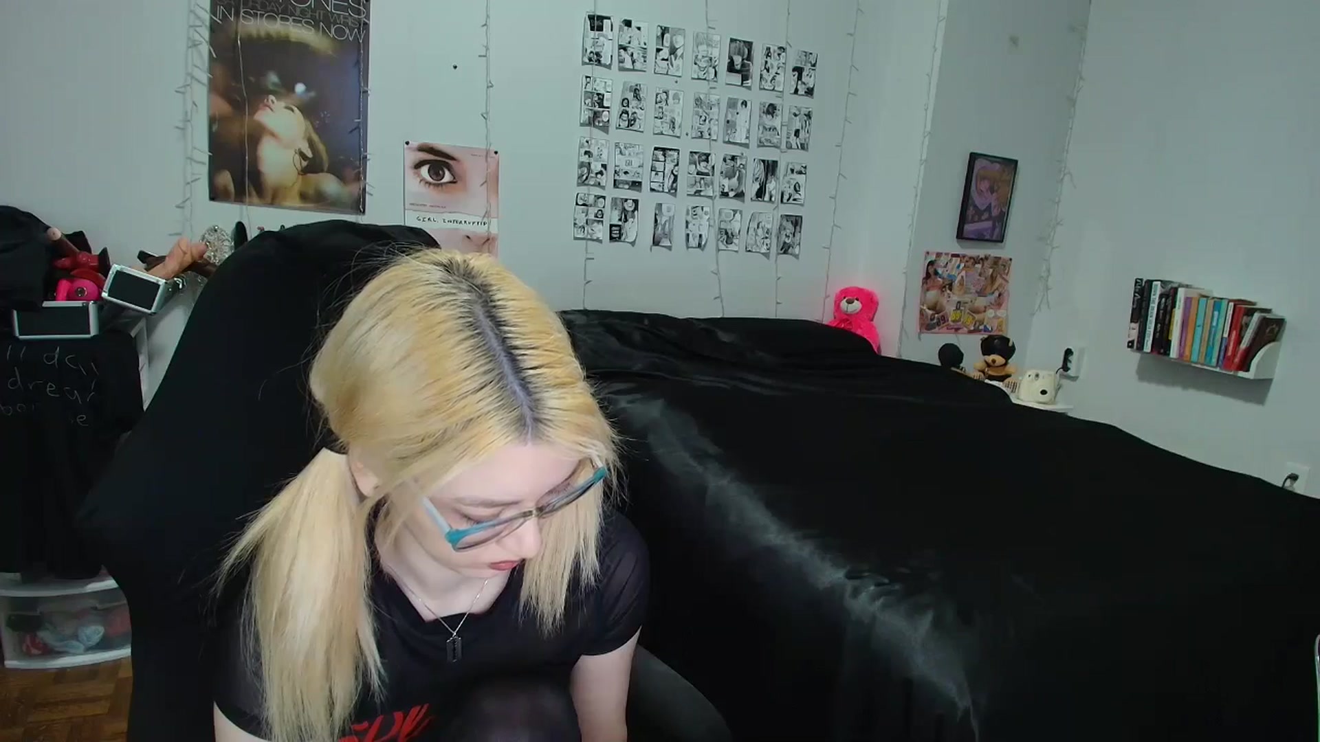 Gallery image thumbnail from AnnaTame's myfreecams stream on, 04/13/2026, 03:25 image 5 of 20