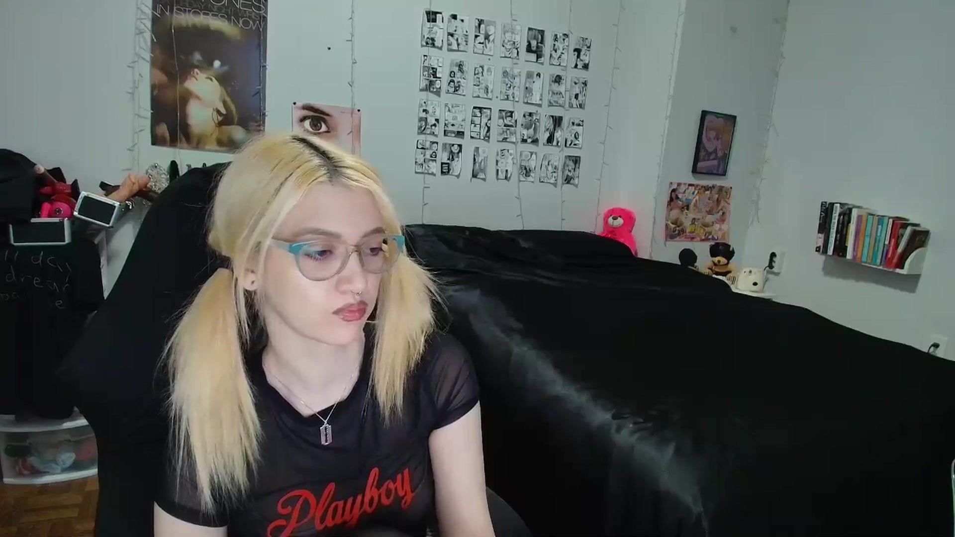 Gallery image thumbnail from AnnaTame's myfreecams stream on, 04/13/2026, 03:25 image 17 of 20