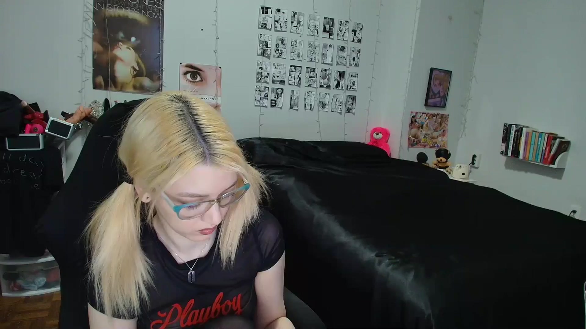 Gallery image thumbnail from AnnaTame's myfreecams stream on, 04/13/2026, 03:25 image 16 of 20