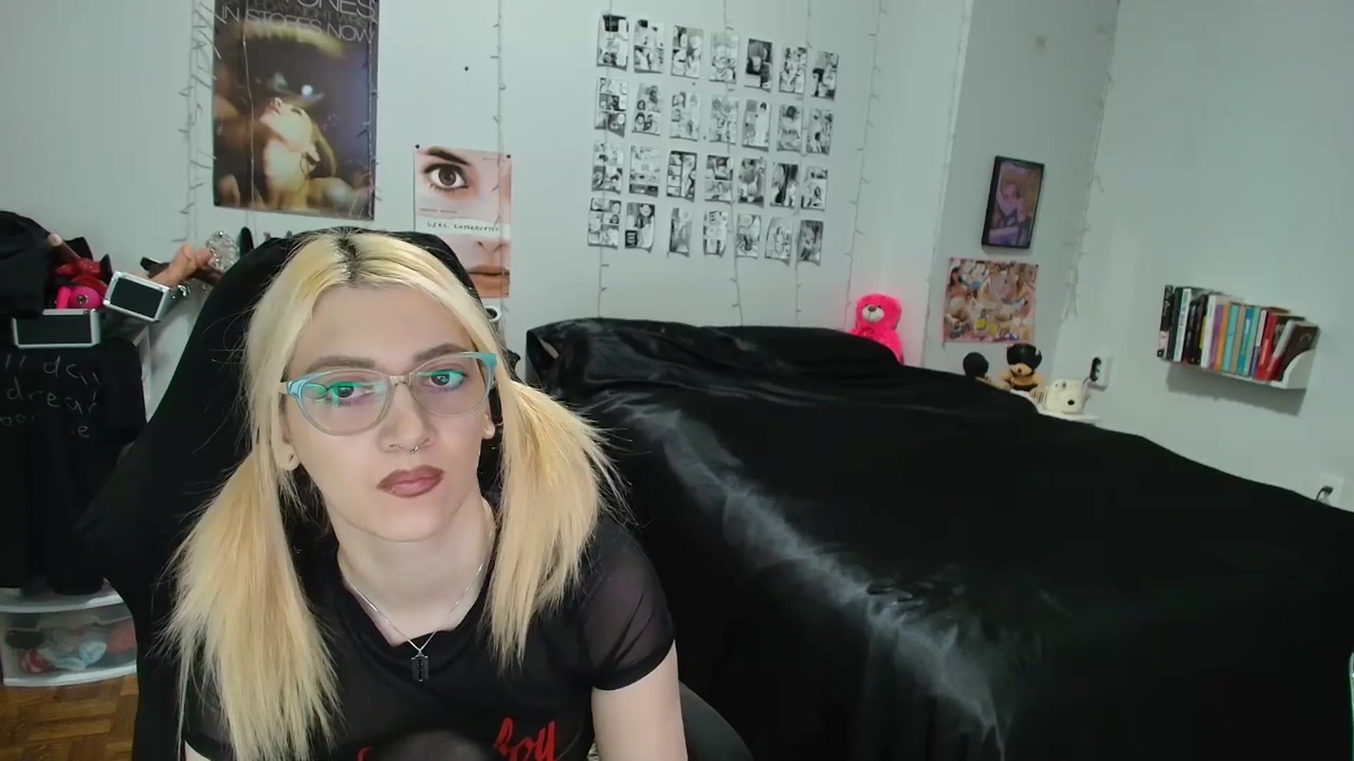 Gallery image thumbnail from AnnaTame's myfreecams stream on, 04/13/2026, 03:25 image 20 of 20