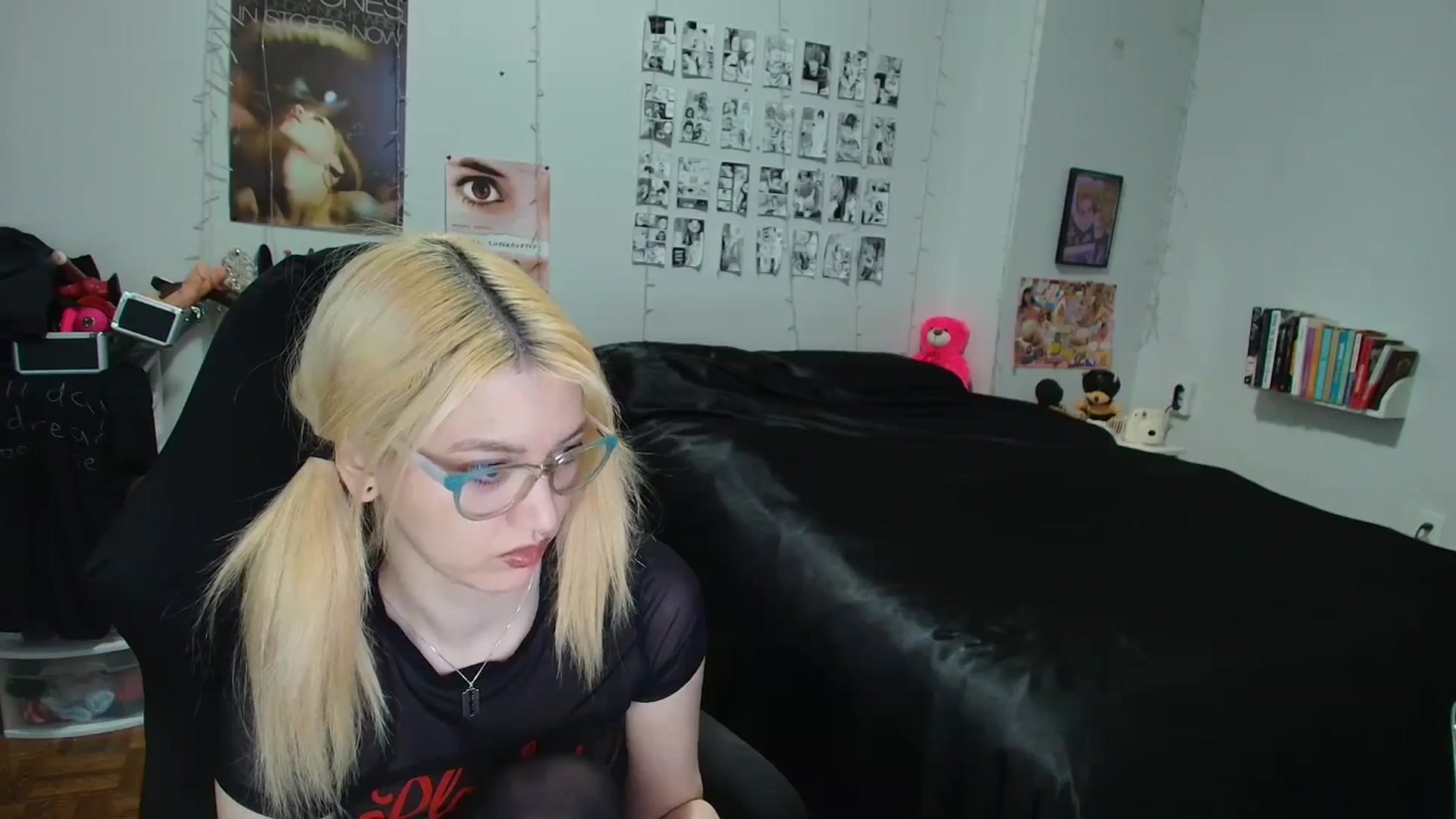 Gallery image thumbnail from AnnaTame's myfreecams stream on, 04/13/2026, 03:25 image 6 of 20