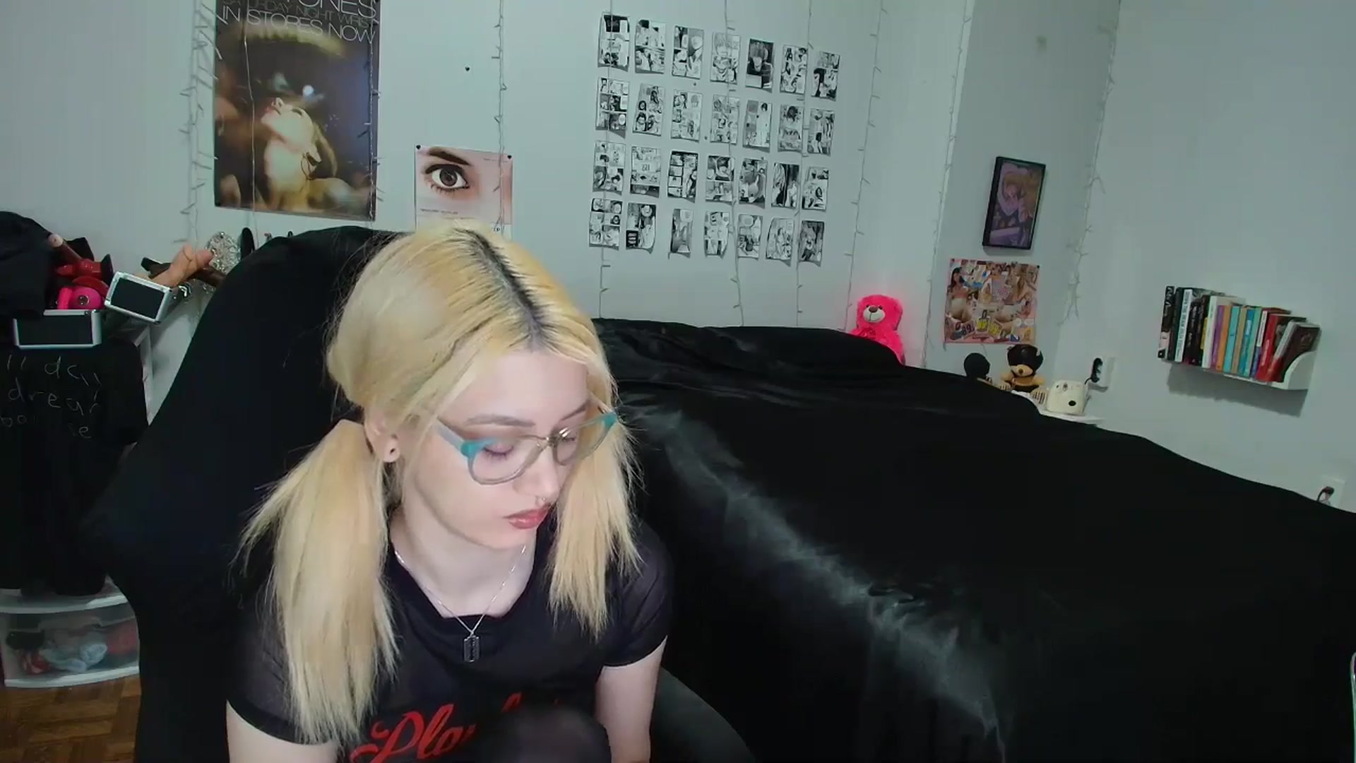 Gallery image thumbnail from AnnaTame's myfreecams stream on, 04/13/2026, 03:25 image 4 of 20