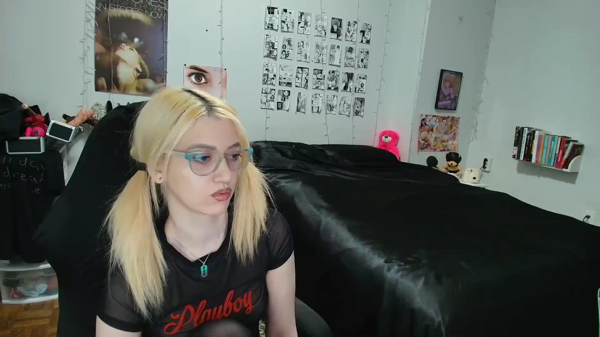 Gallery image thumbnail from AnnaTame's myfreecams stream on, 04/13/2026, 03:25 image 13 of 20