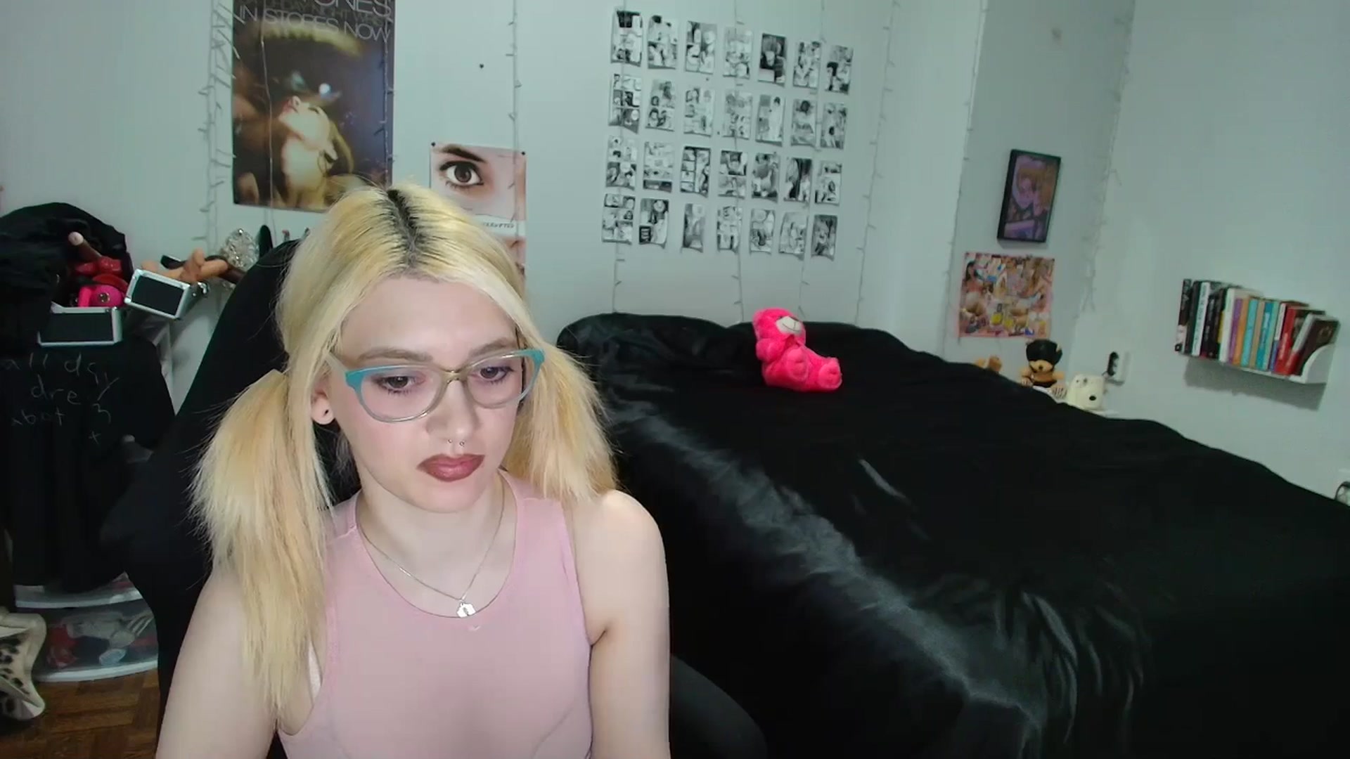 Gallery image thumbnail from AnnaTame's myfreecams stream on, 04/14/2026, 04:00 image 20 of 20