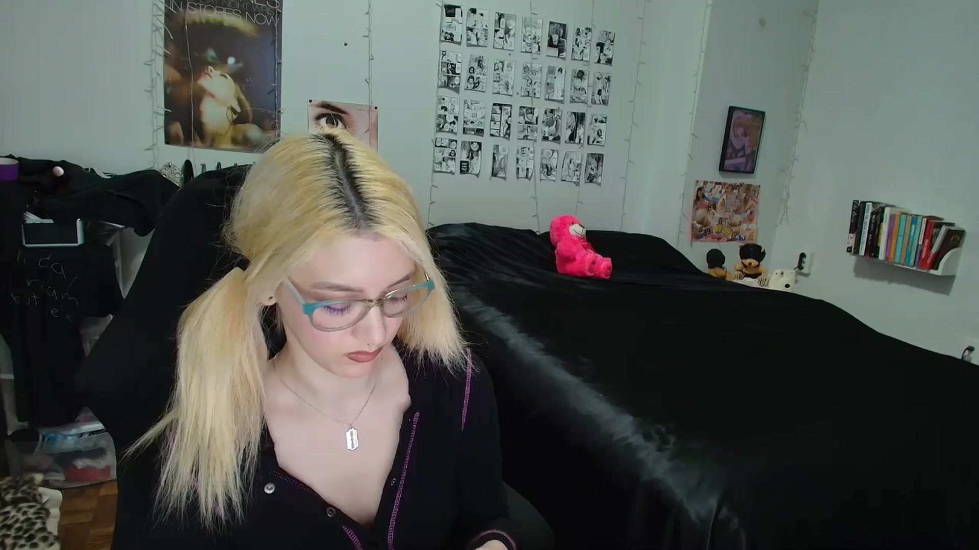 Gallery image thumbnail from AnnaTame's myfreecams stream on, 04/17/2026, 04:41 image 2 of 20