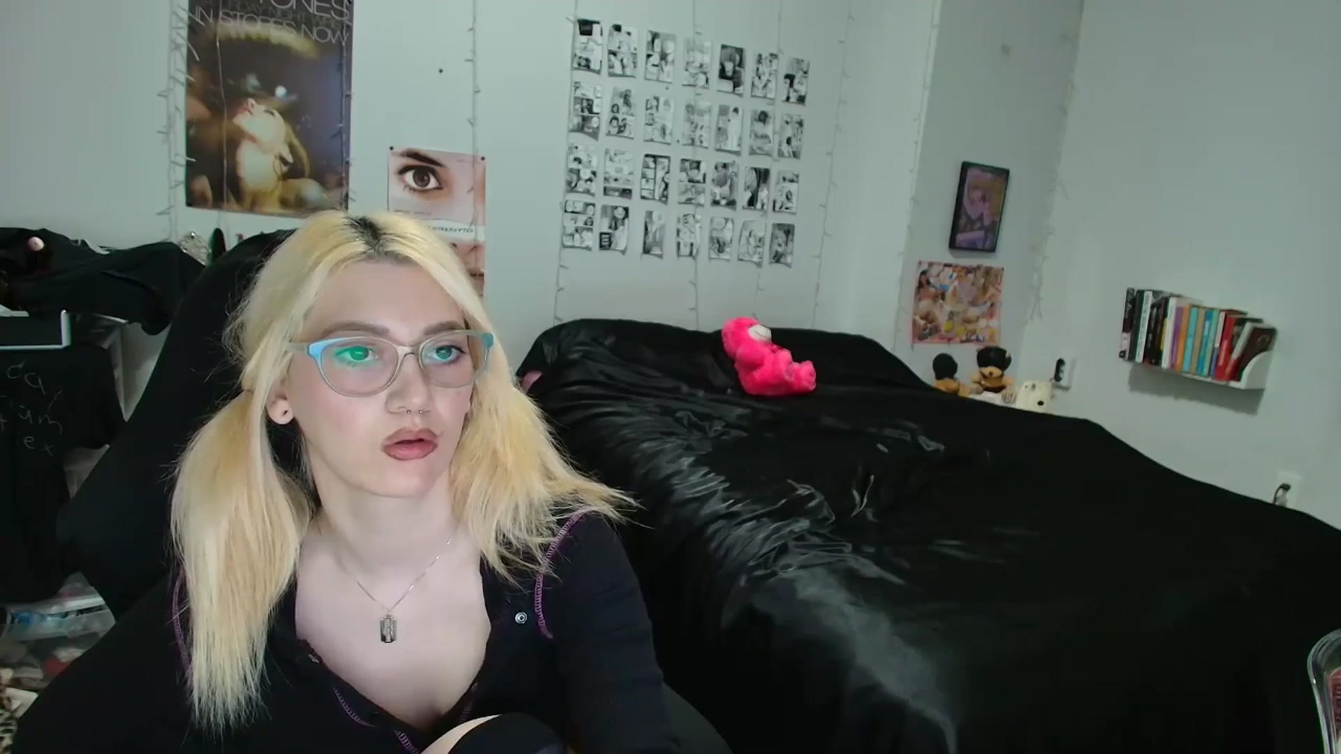 Gallery image thumbnail from AnnaTame's myfreecams stream on, 04/17/2026, 05:17 image 7 of 20