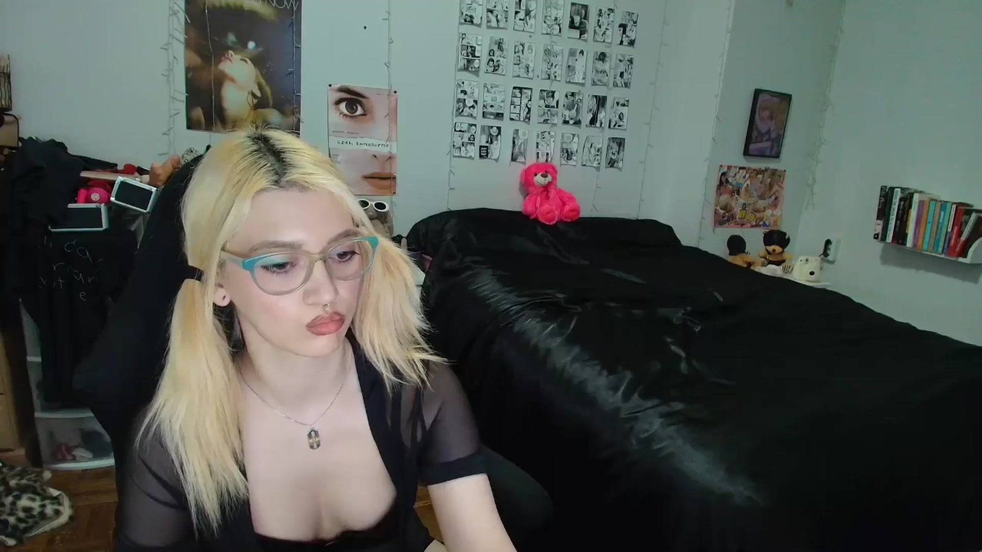 Gallery image thumbnail from AnnaTame's myfreecams stream on, 04/19/2026, 06:47 image 3 of 20