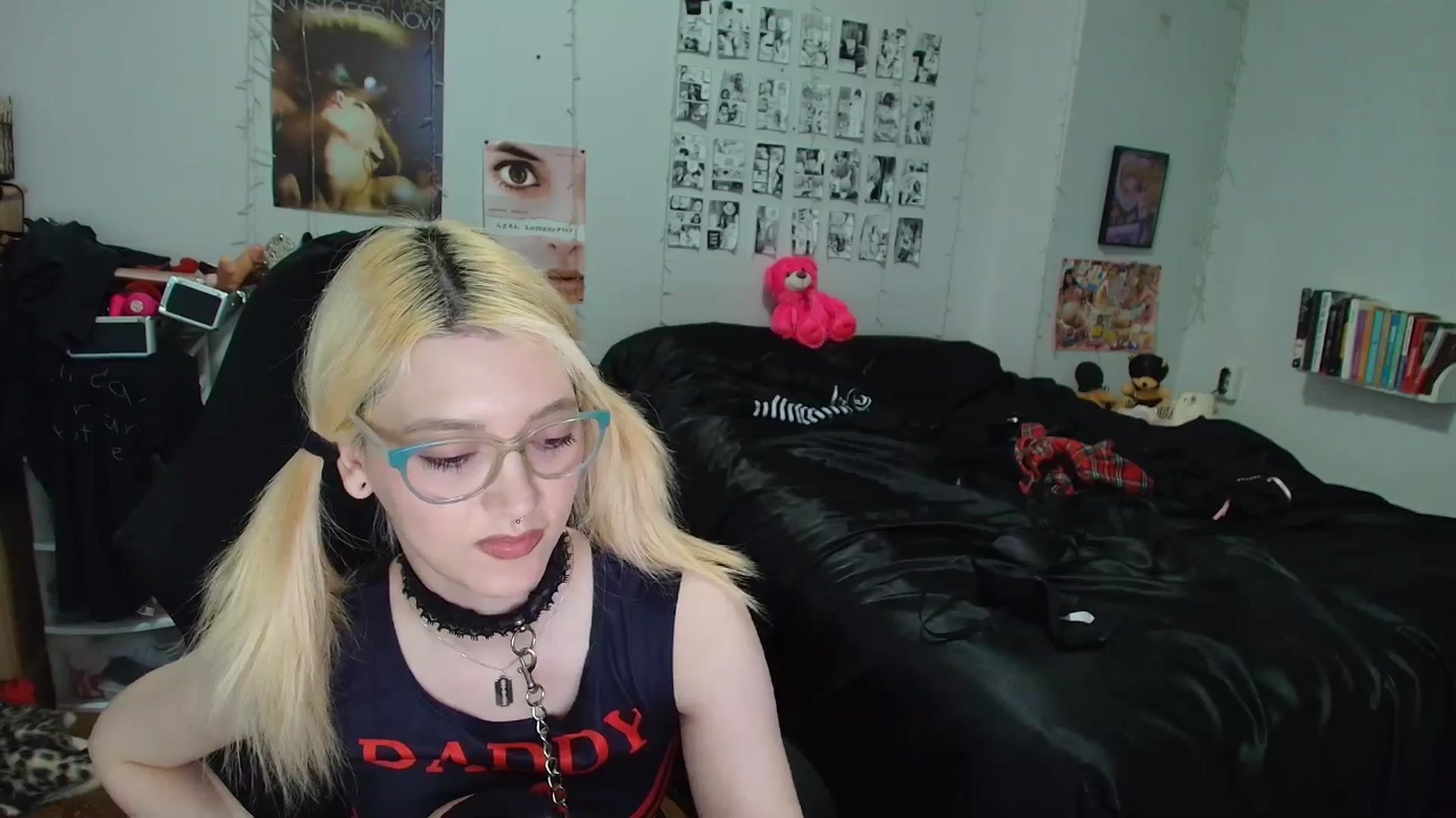 Gallery image thumbnail from AnnaTame's myfreecams stream on, 04/19/2026, 08:08 image 12 of 20