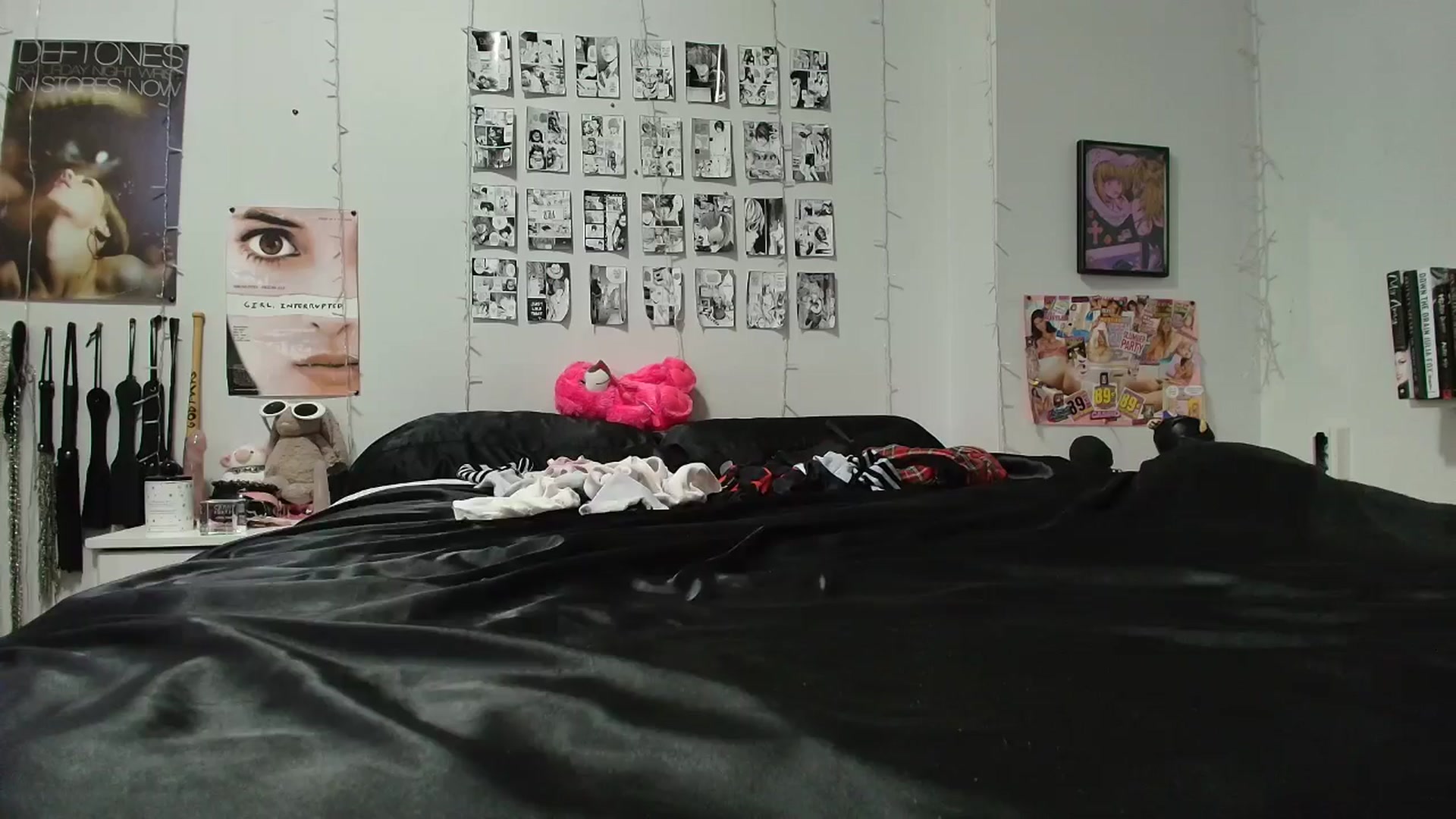 Gallery image thumbnail from AnnaTame's myfreecams stream on, 04/19/2026, 09:45 image 7 of 20