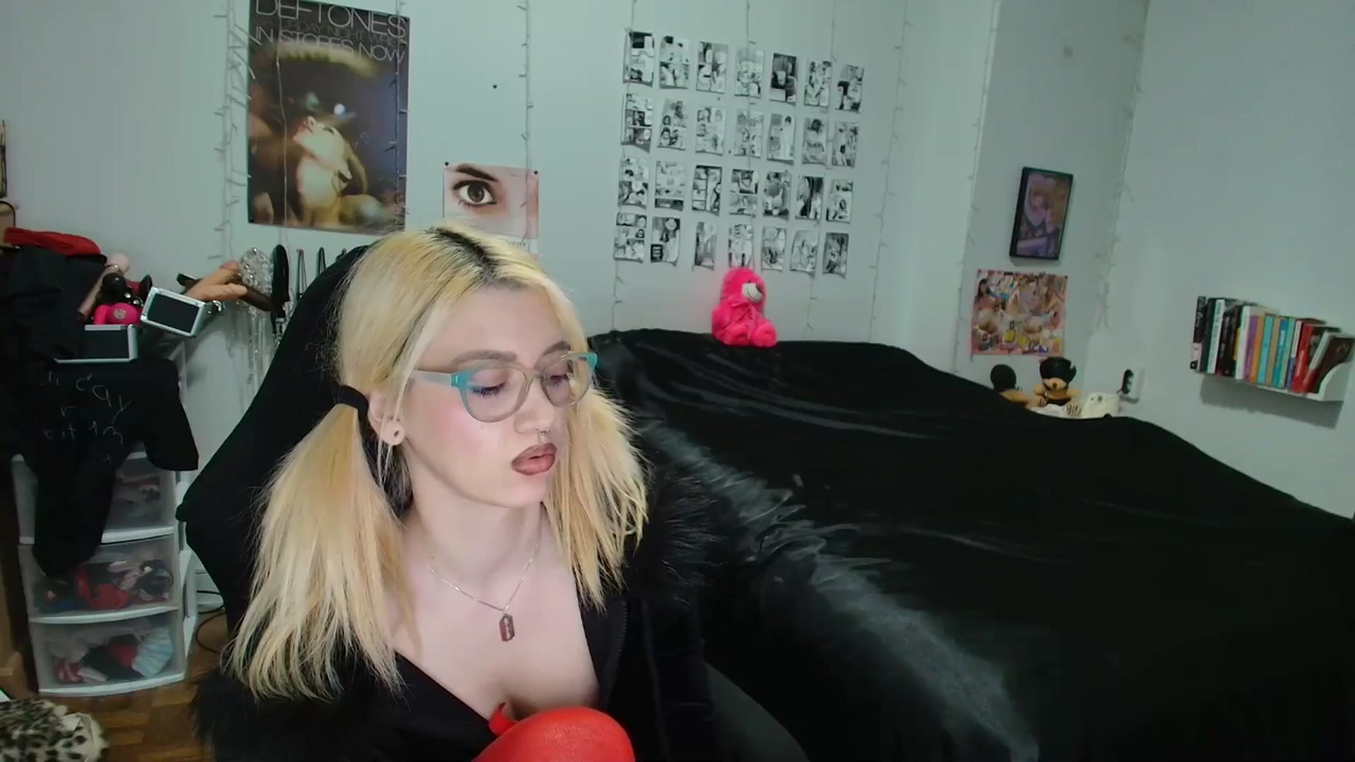 Gallery image thumbnail from AnnaTame's myfreecams stream on, 04/20/2026, 08:22 image 7 of 20