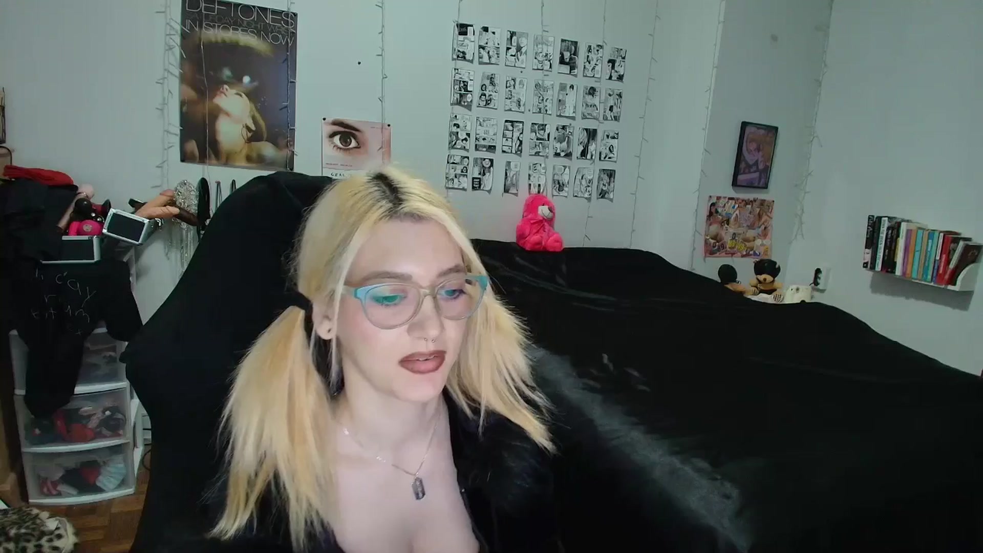 Gallery image thumbnail from AnnaTame's myfreecams stream on, 04/20/2026, 08:22 image 20 of 20