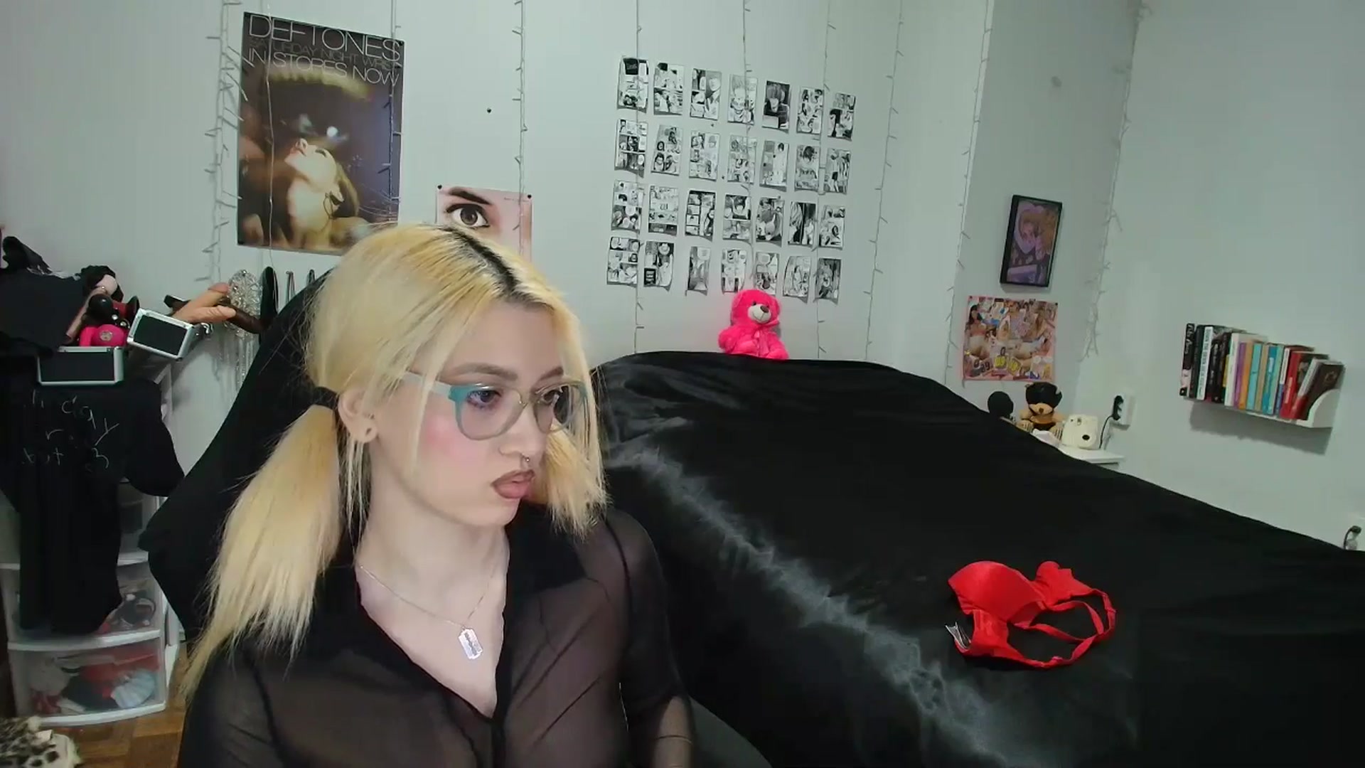 Gallery image thumbnail from AnnaTame's myfreecams stream on, 04/21/2026, 05:30 image 8 of 20