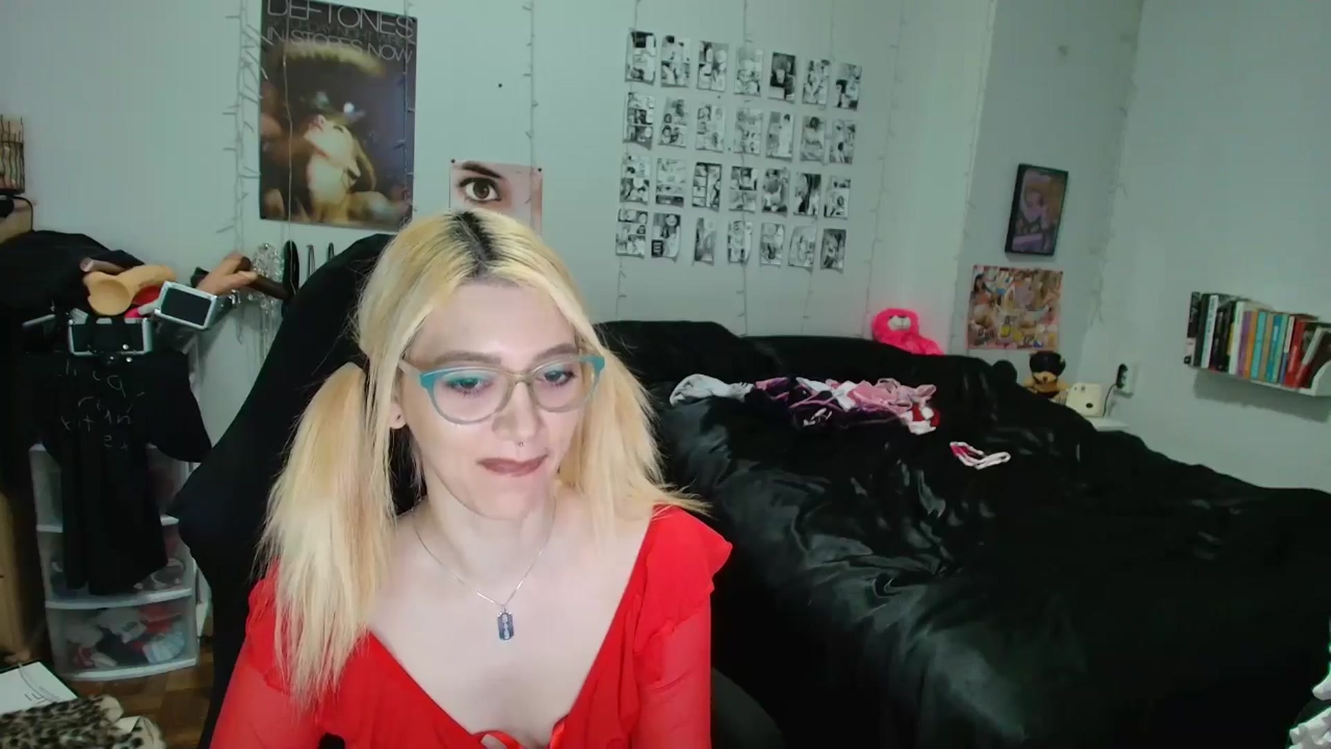 Gallery image thumbnail from AnnaTame's myfreecams stream on, 04/23/2026, 07:52 image 4 of 20