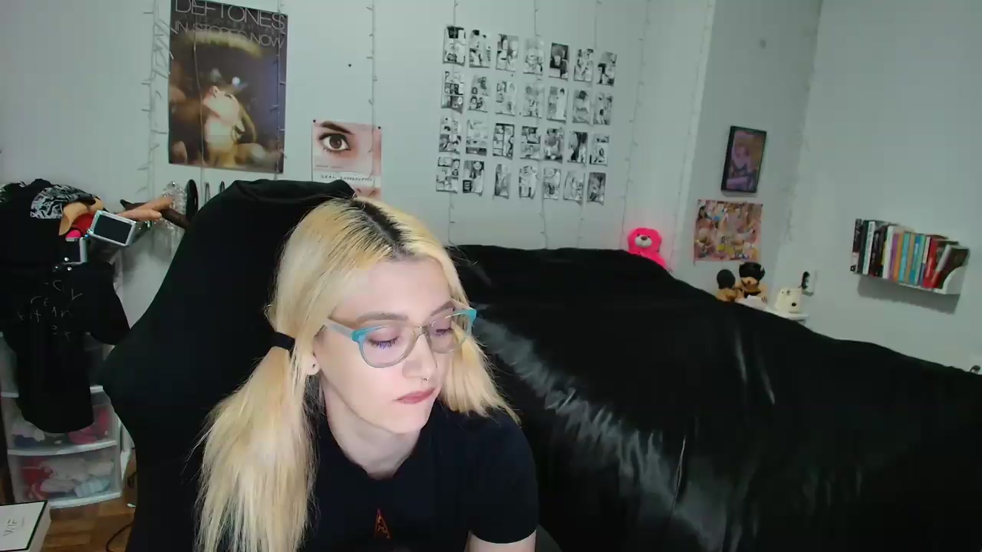 Gallery image thumbnail from AnnaTame's myfreecams stream on, 04/29/2026, 05:16 image 1 of 20